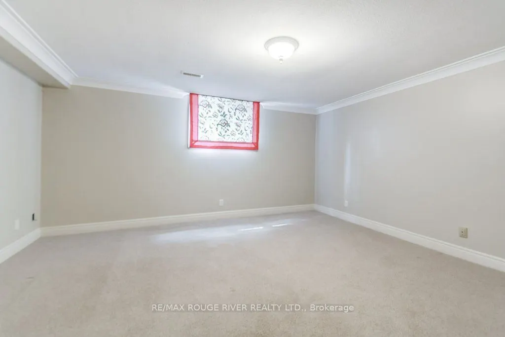 33 Bay Berry Lane