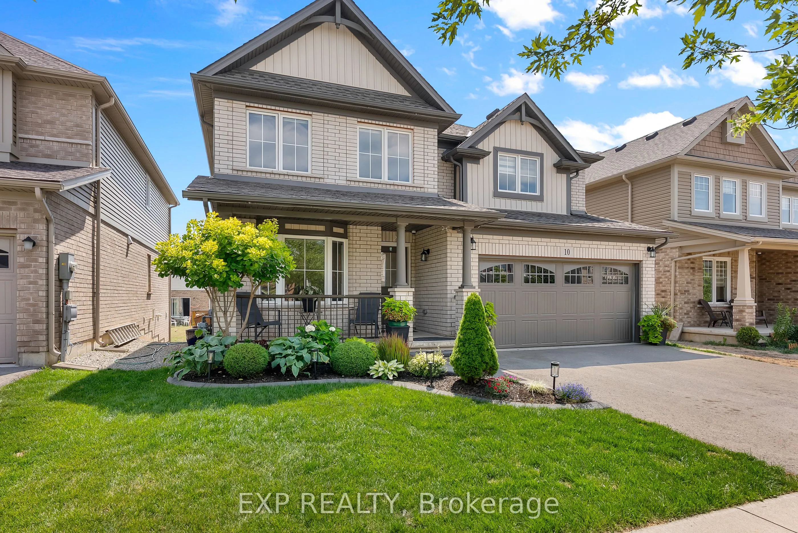 10 Riley Avenue