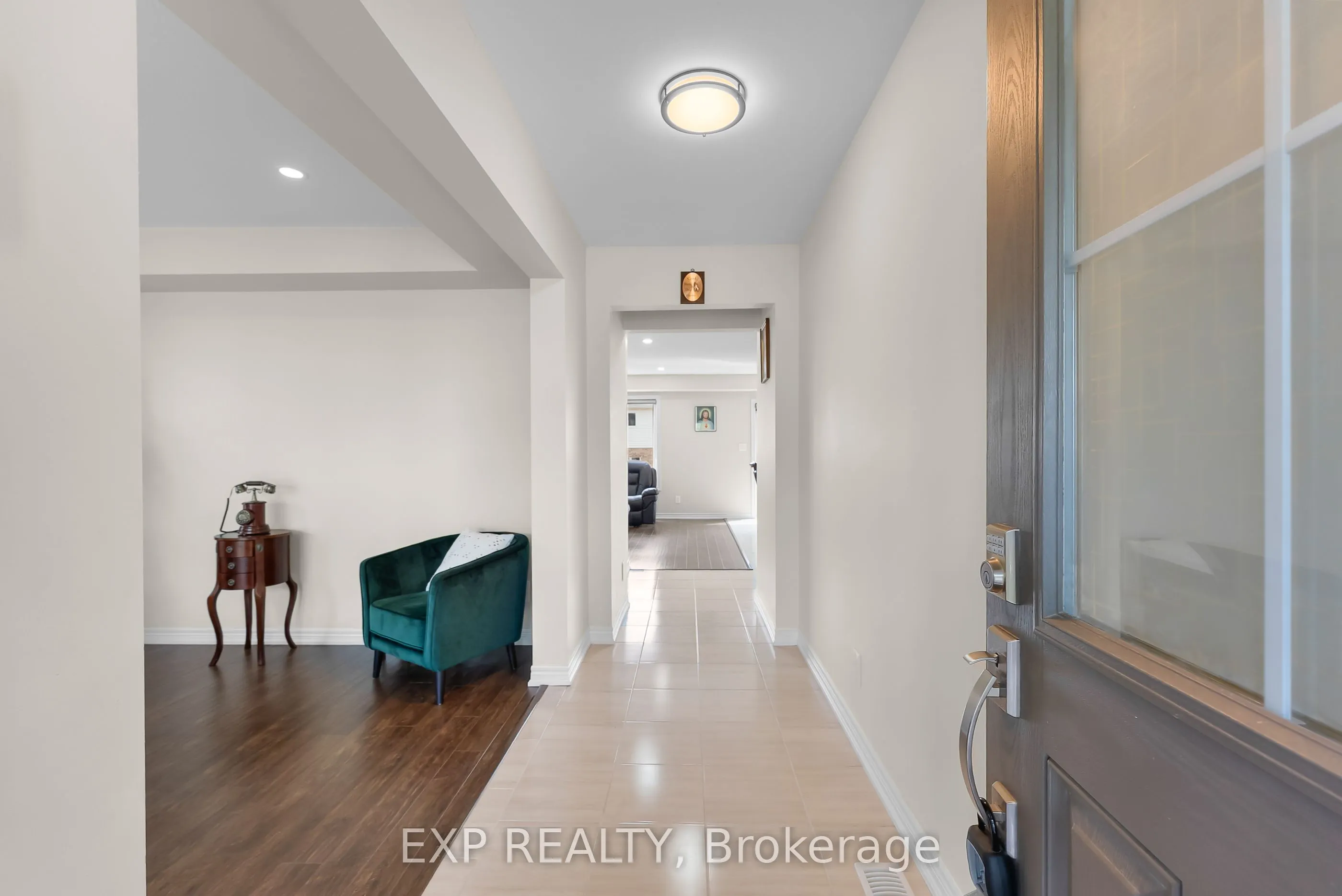 10 Riley Avenue