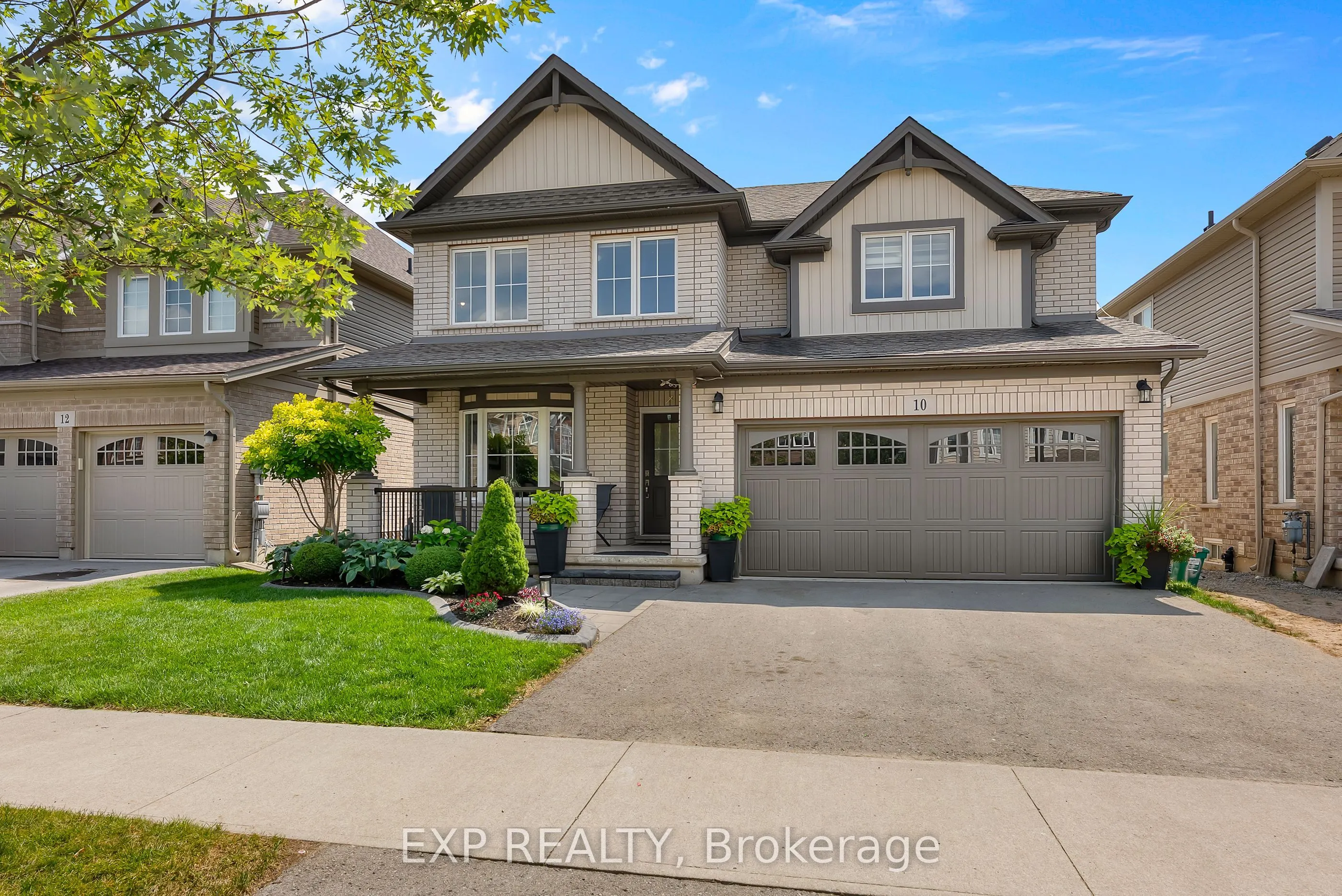 10 Riley Avenue