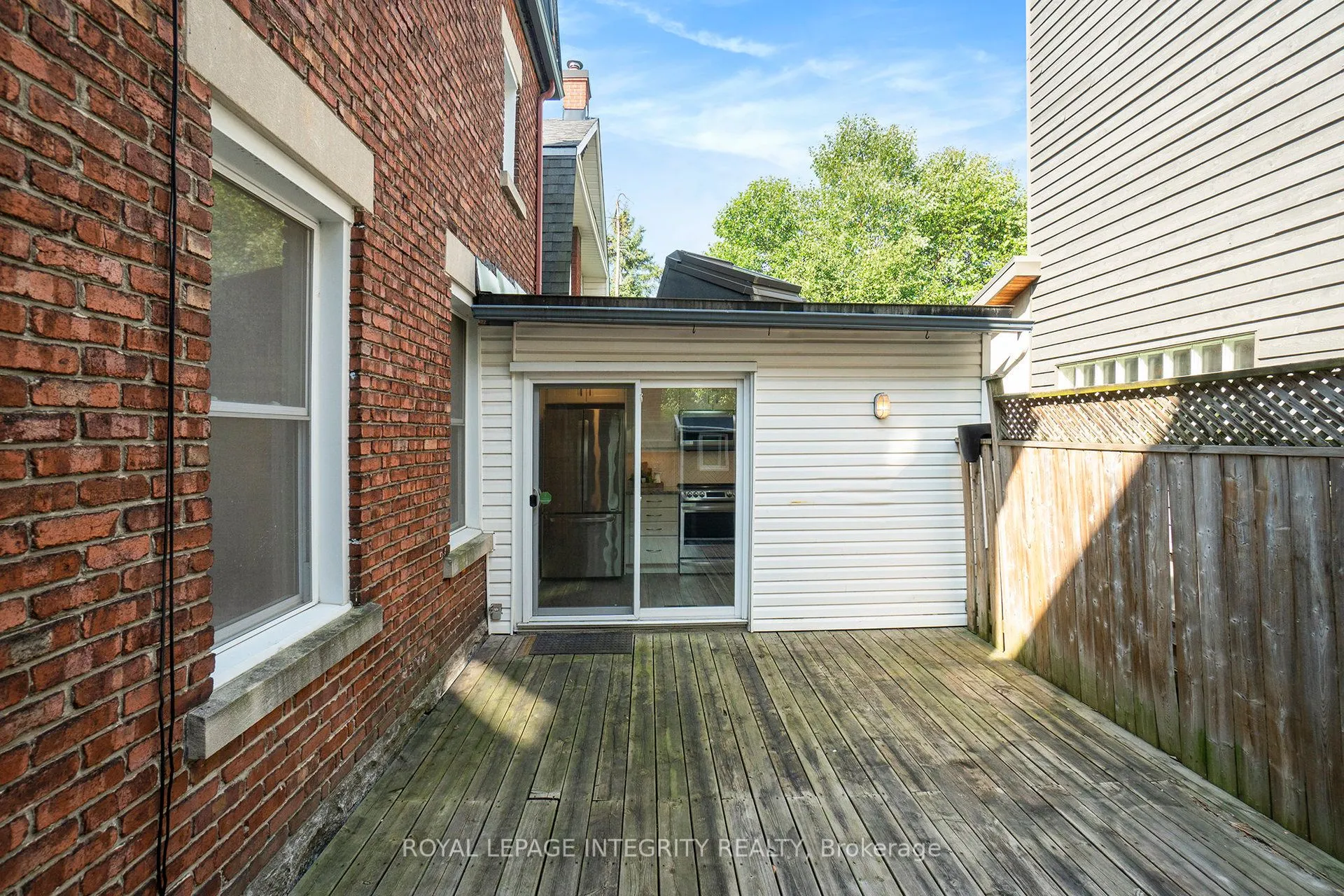 115 Springhurst Avenue
