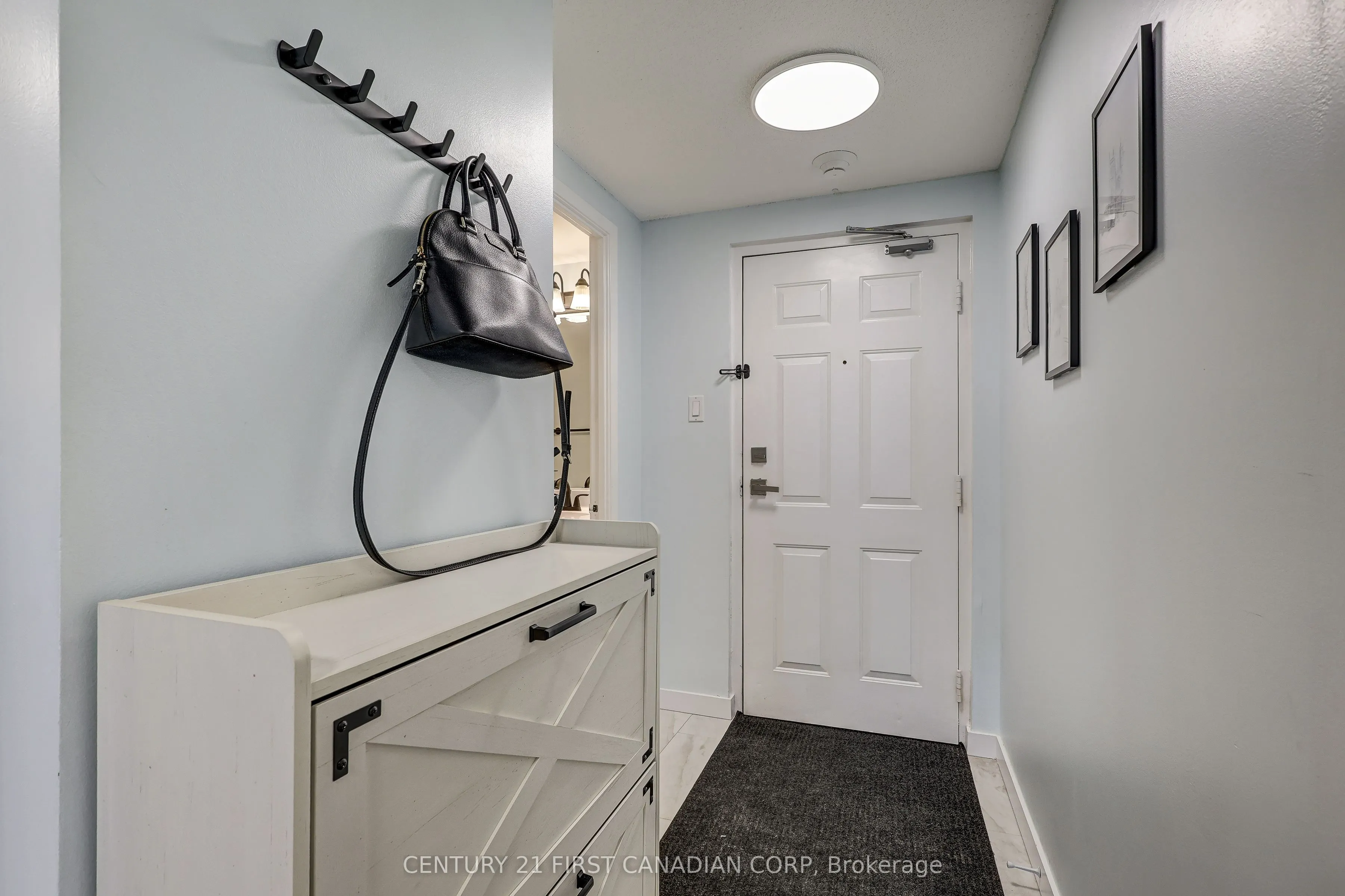 155 Kent Street, #506
