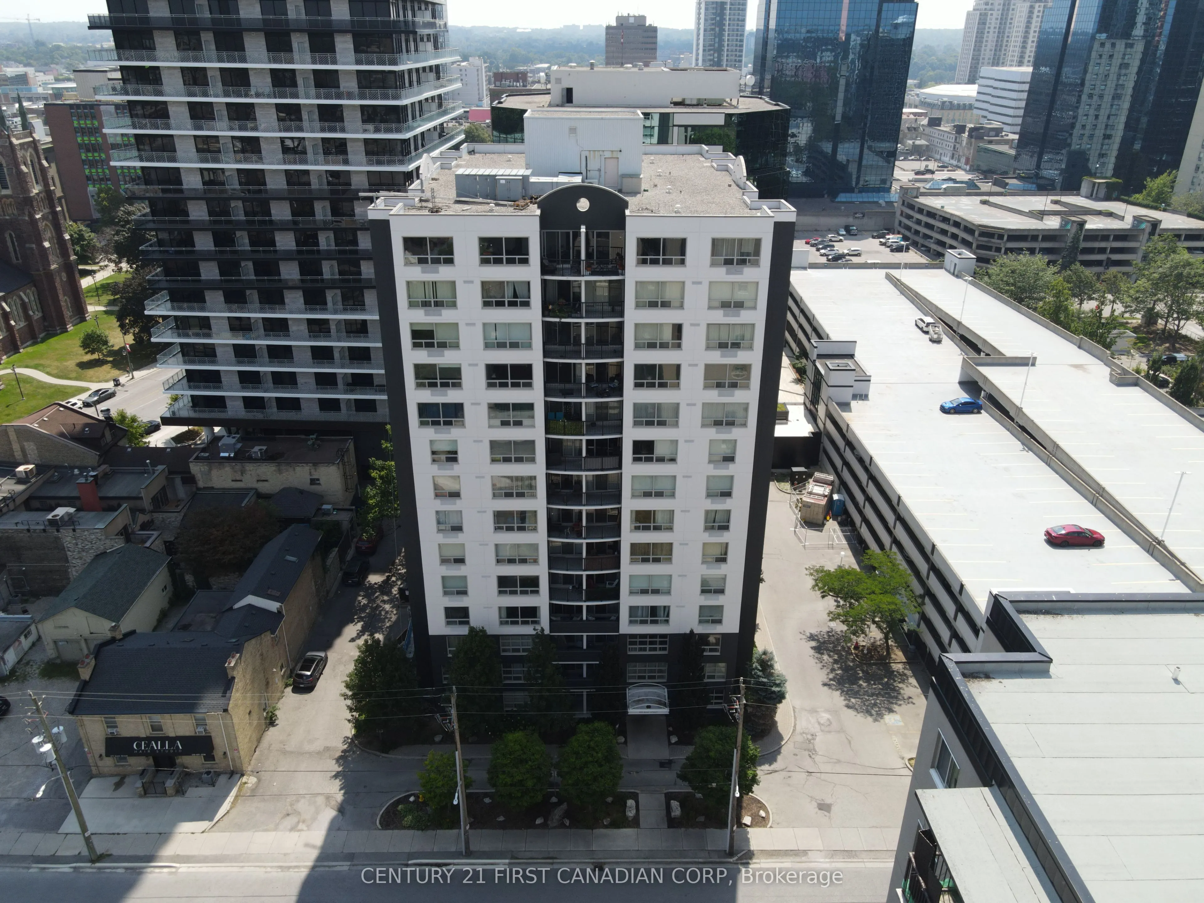 155 Kent Street, #506