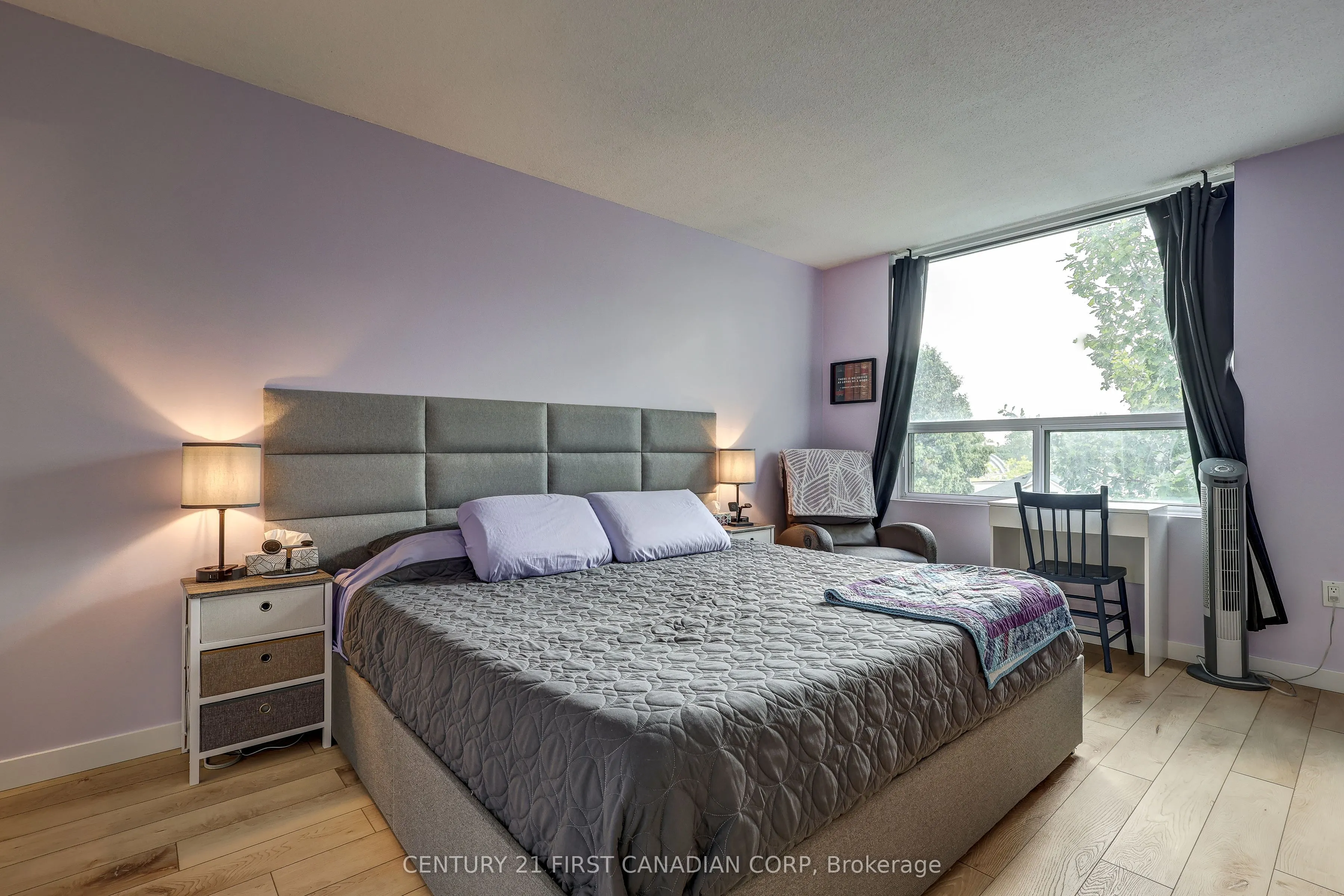 155 Kent Street, #506
