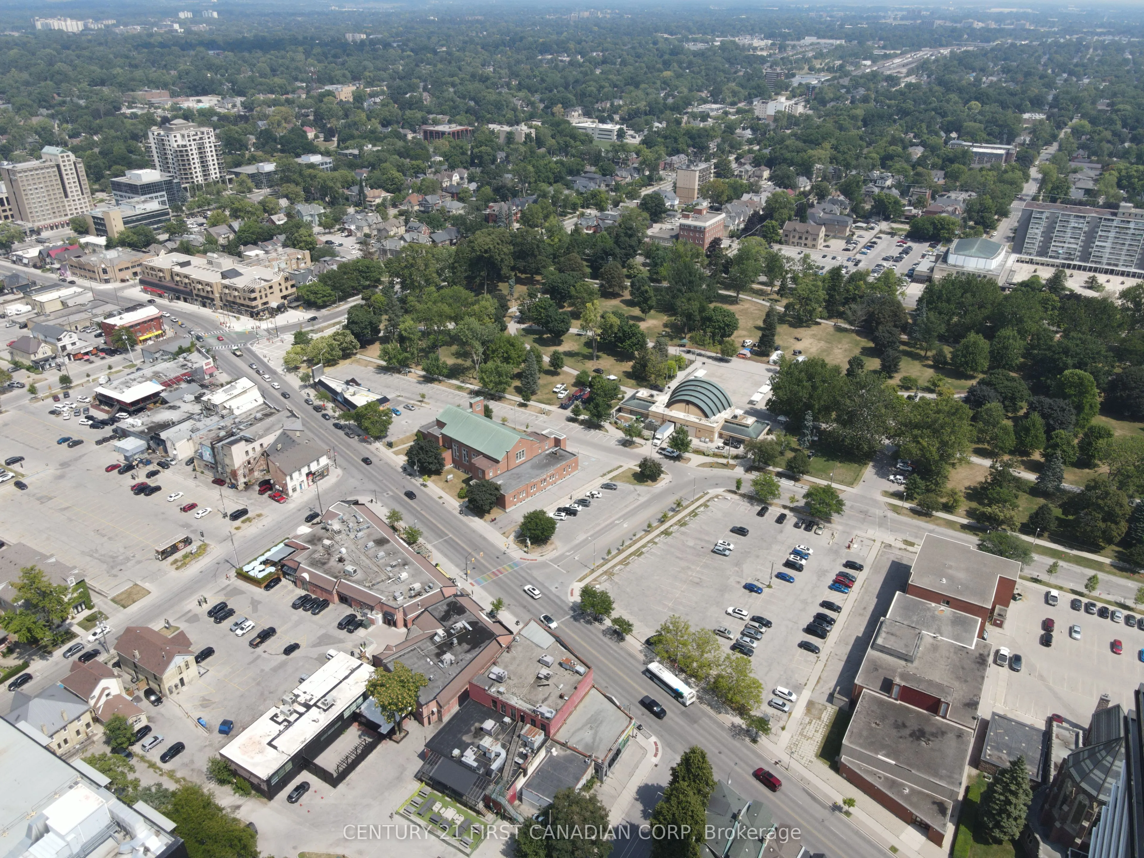155 Kent Street, #506