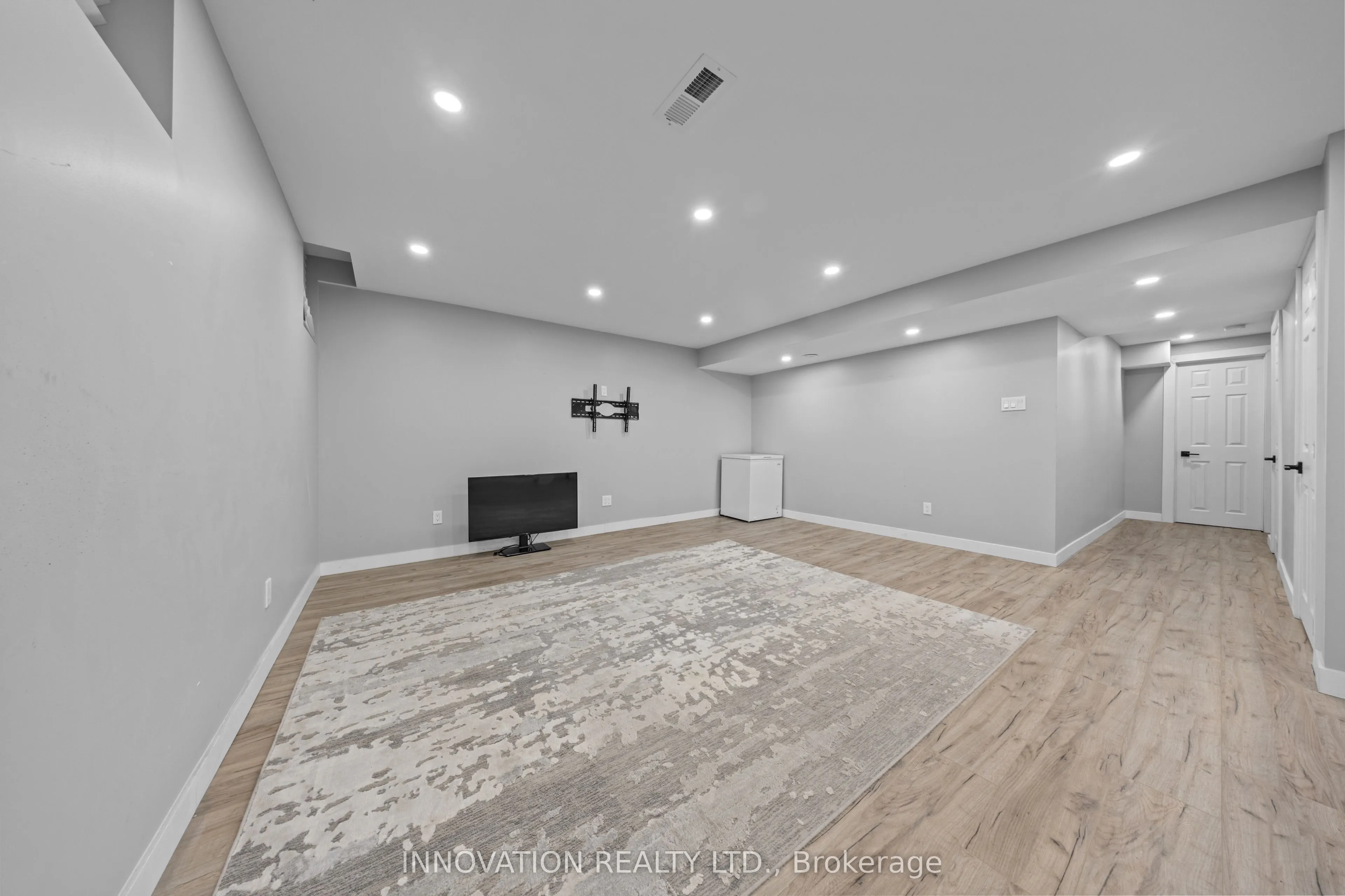 1827 Maple Grove Road