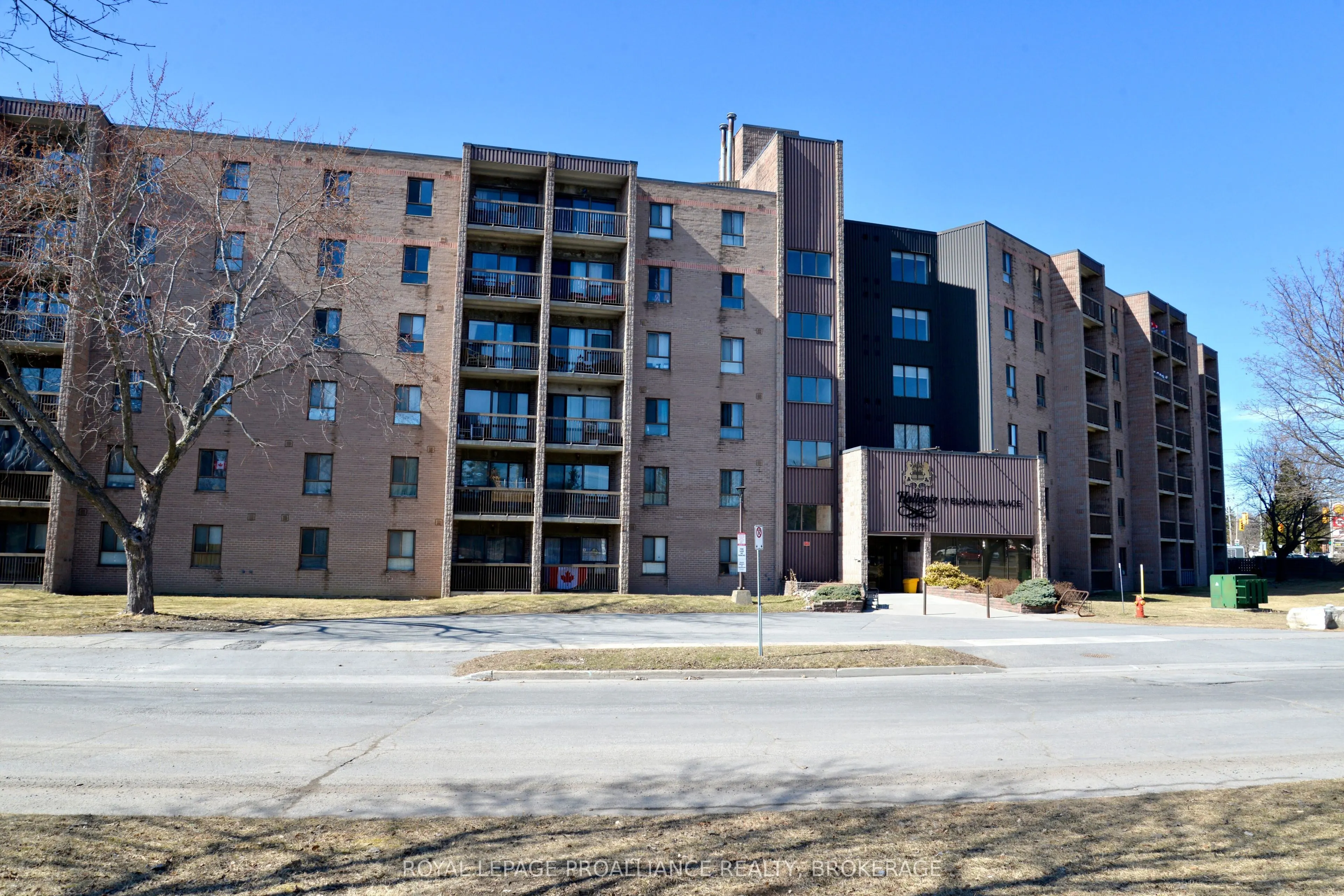 17 Eldon Hall Place, #210