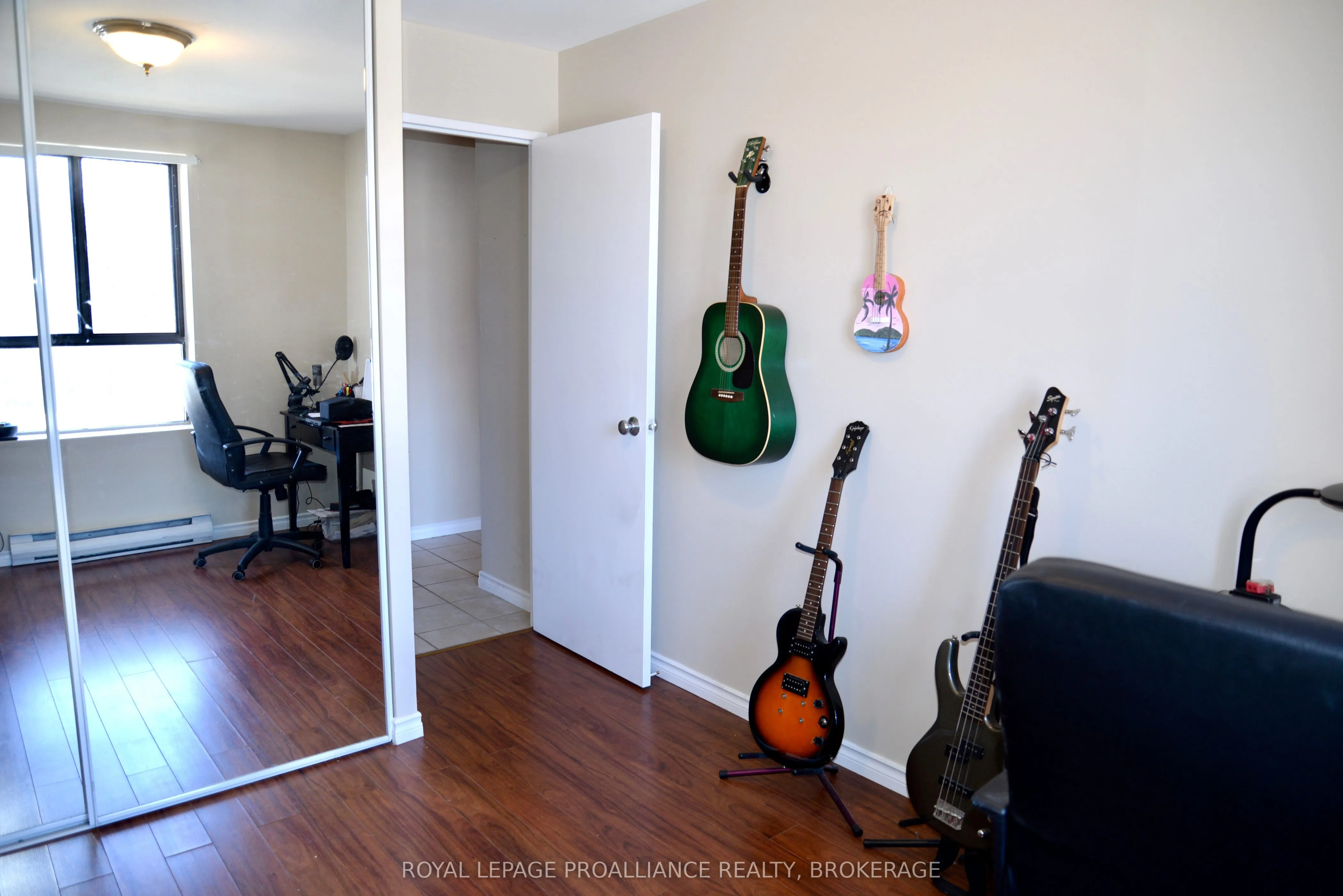 17 Eldon Hall Place, #210