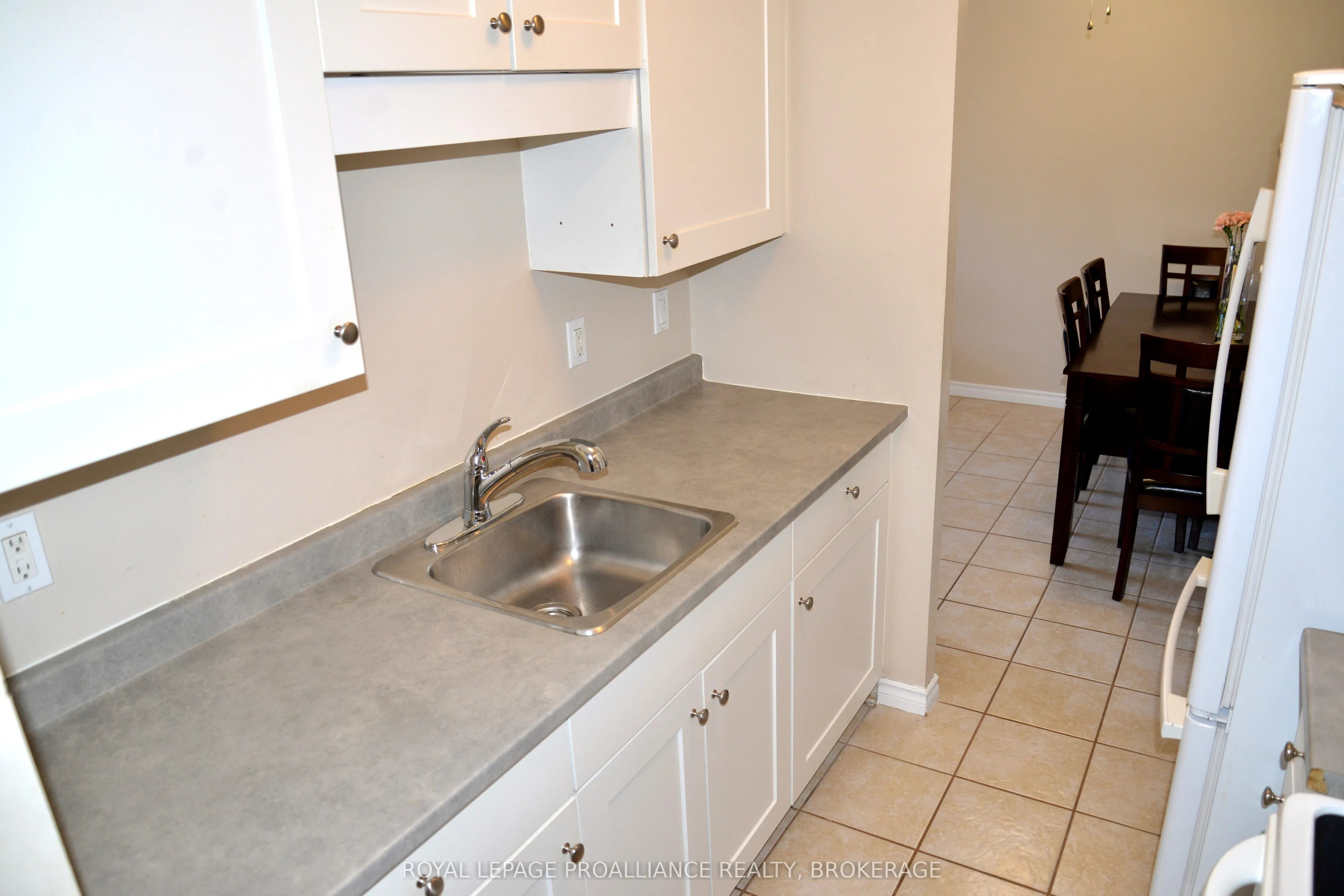 17 Eldon Hall Place, #210