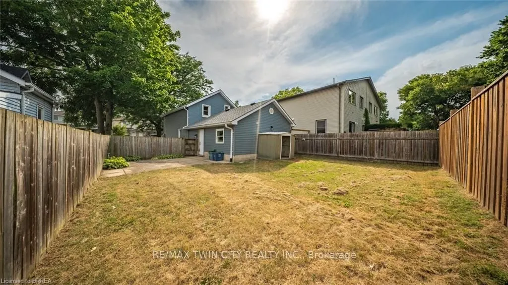 69 Grand River Avenue