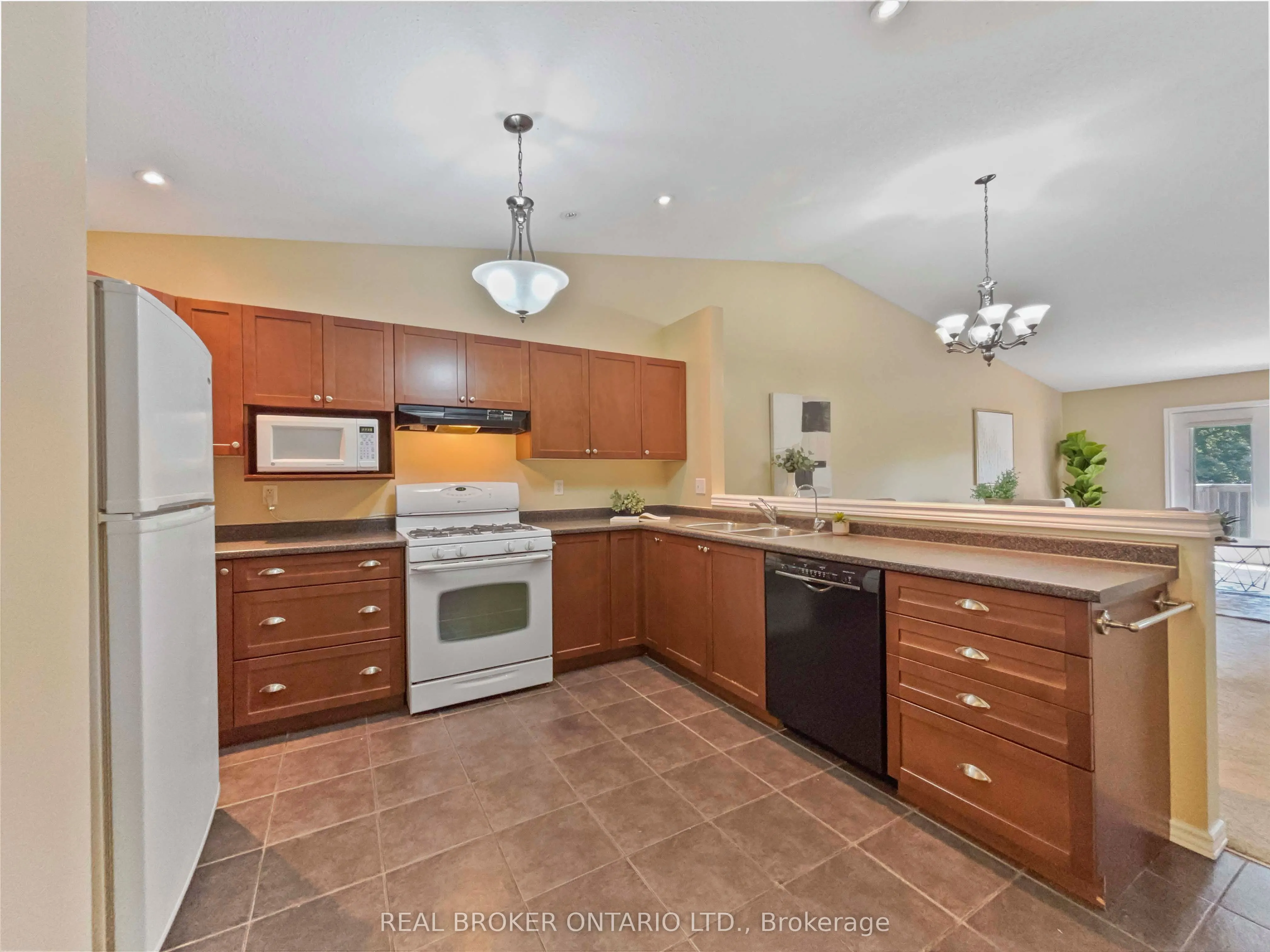 35 Stratford Terrace, #35