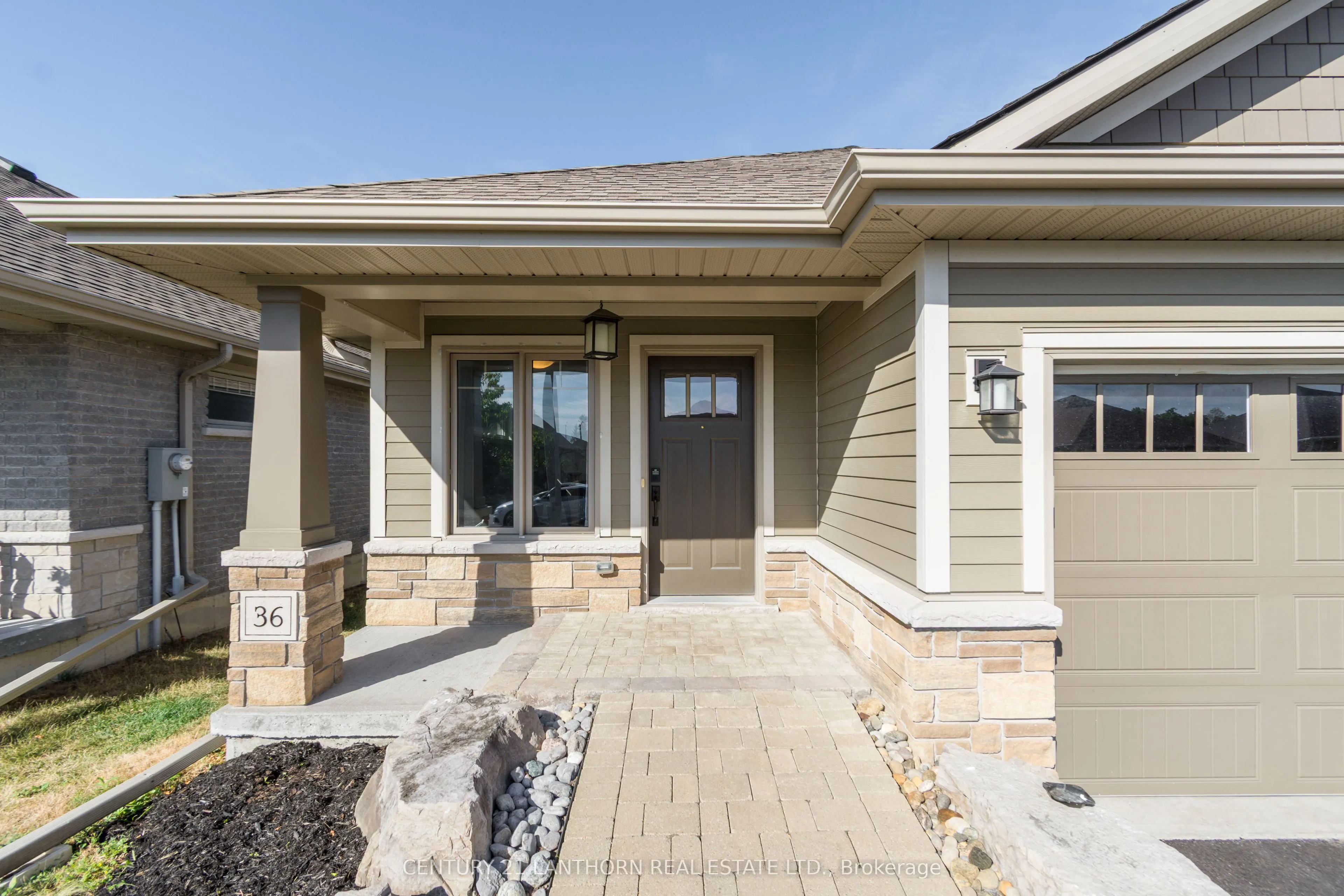 36 Tessa Boulevard