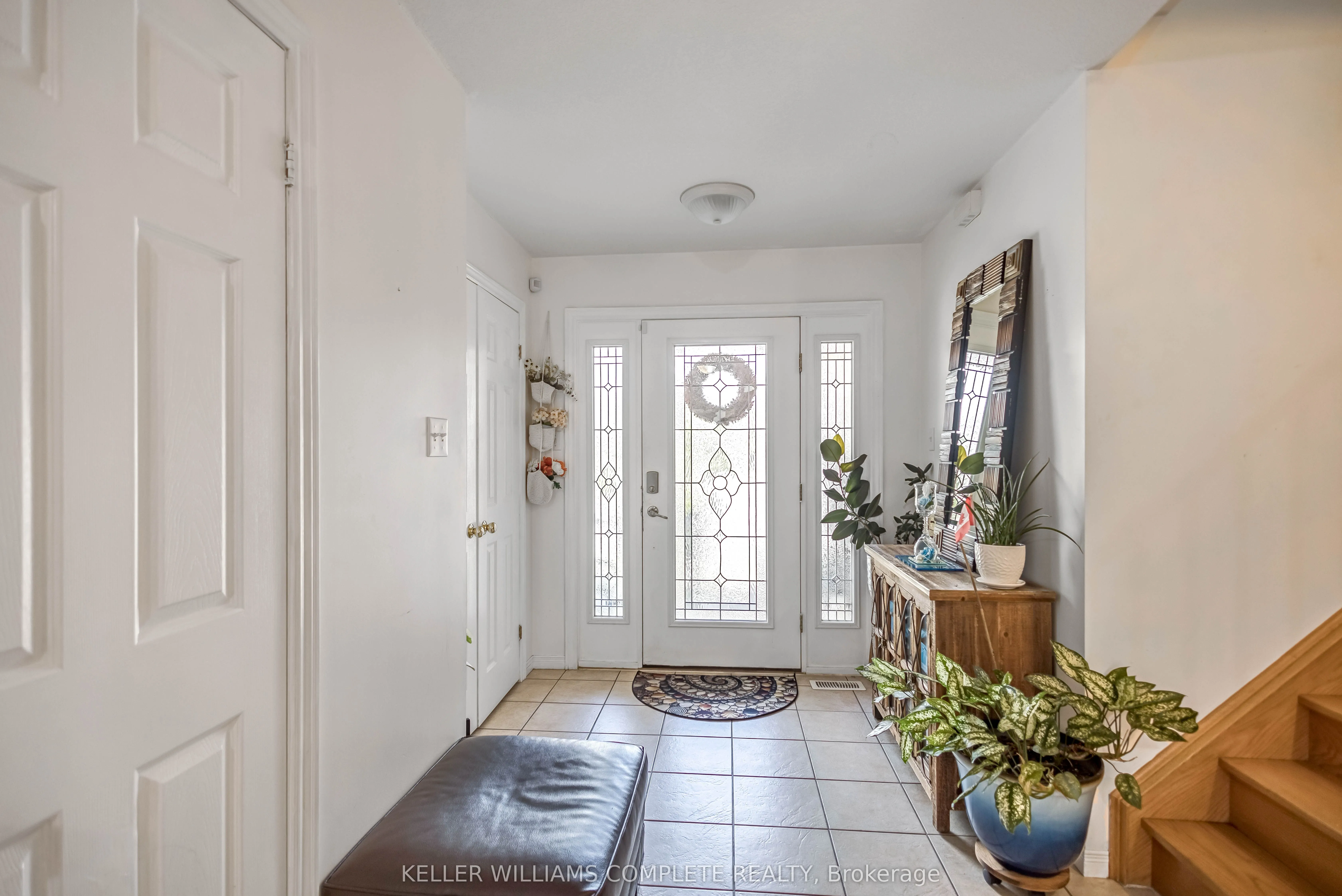16 JESSICA Street