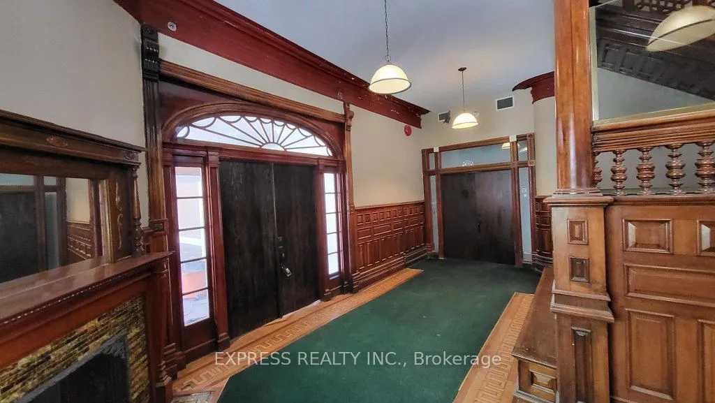 252 James Street S, #101B