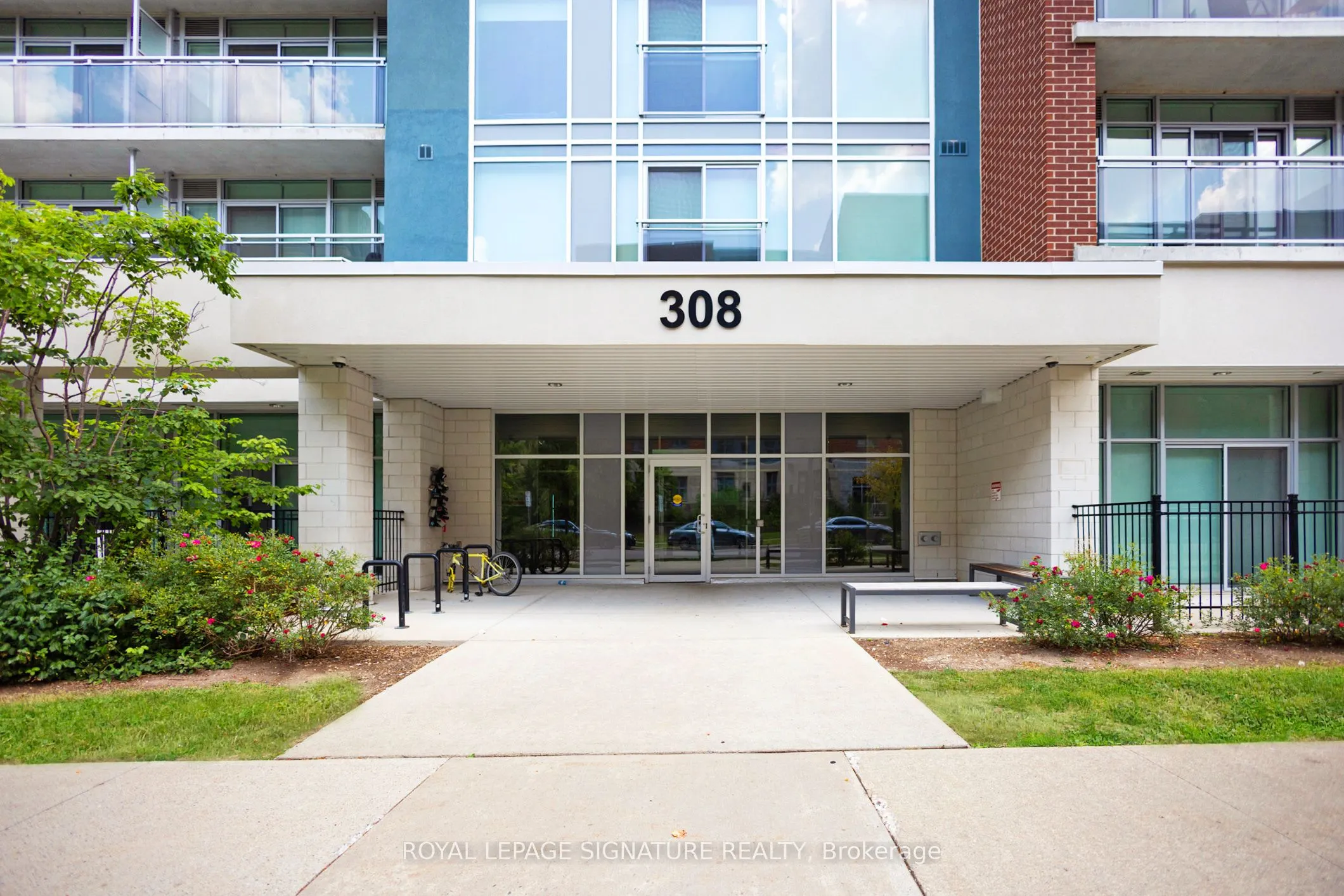 308 Lester Street, #19