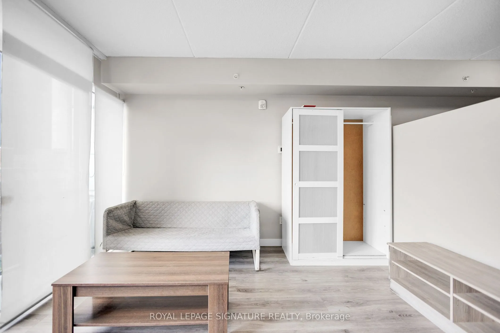 308 Lester Street, #19