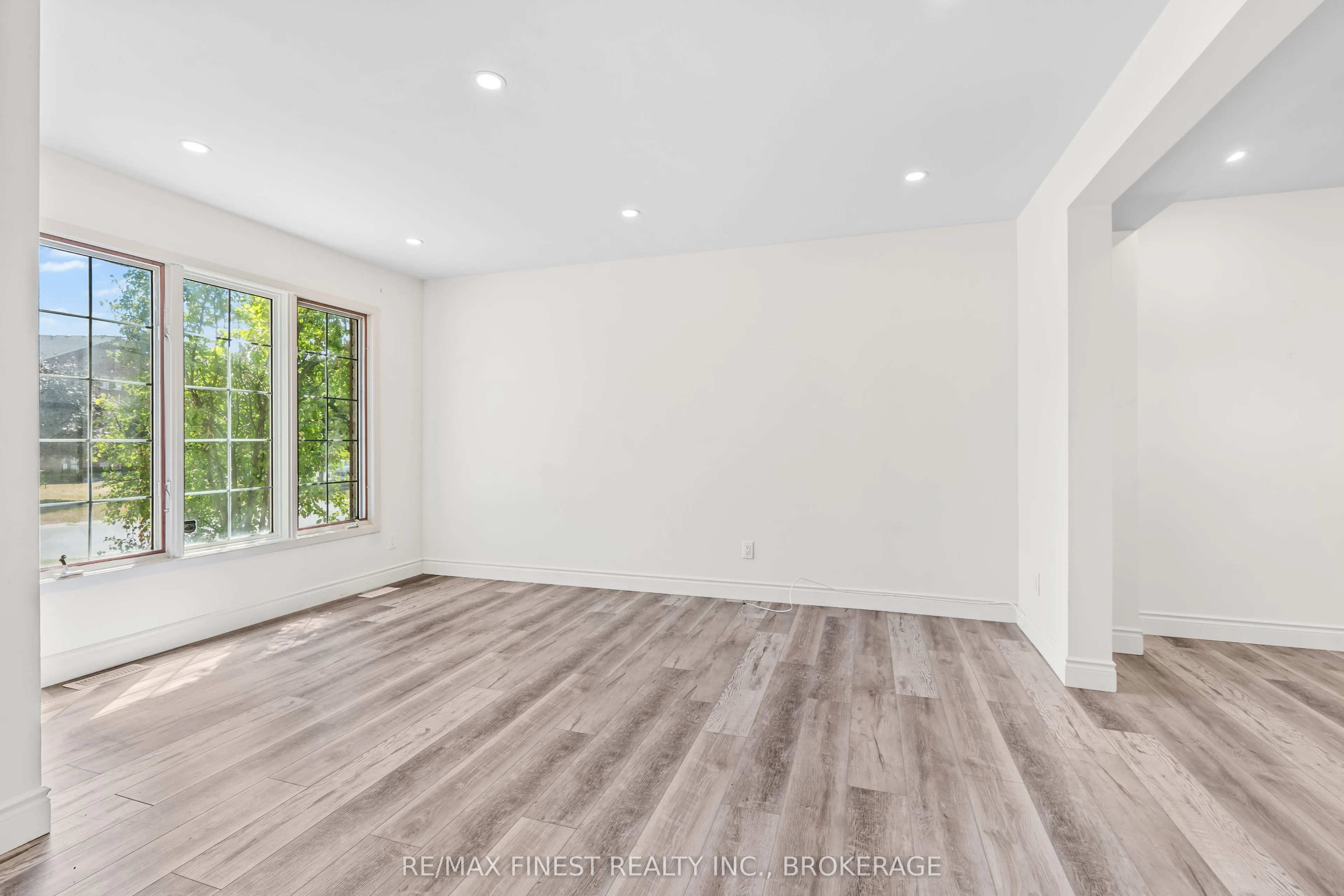 347 Kingsdale Avenue