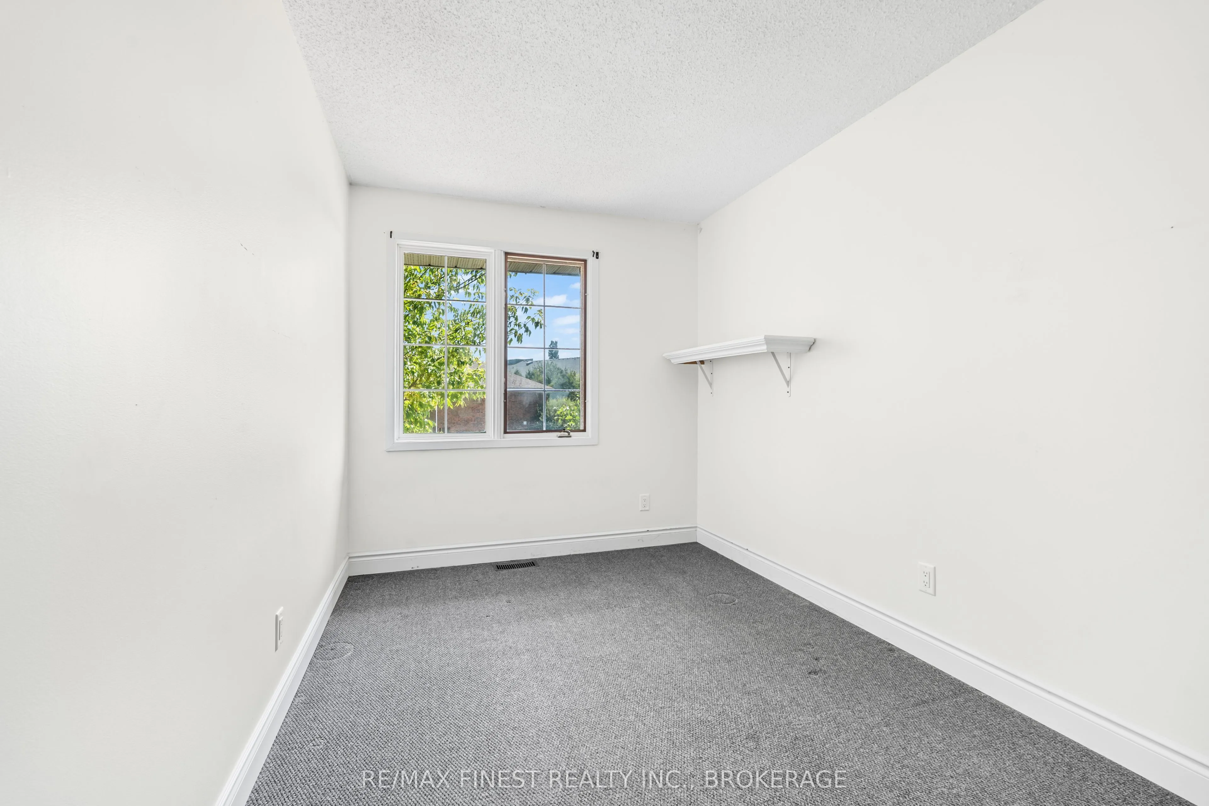 347 Kingsdale Avenue