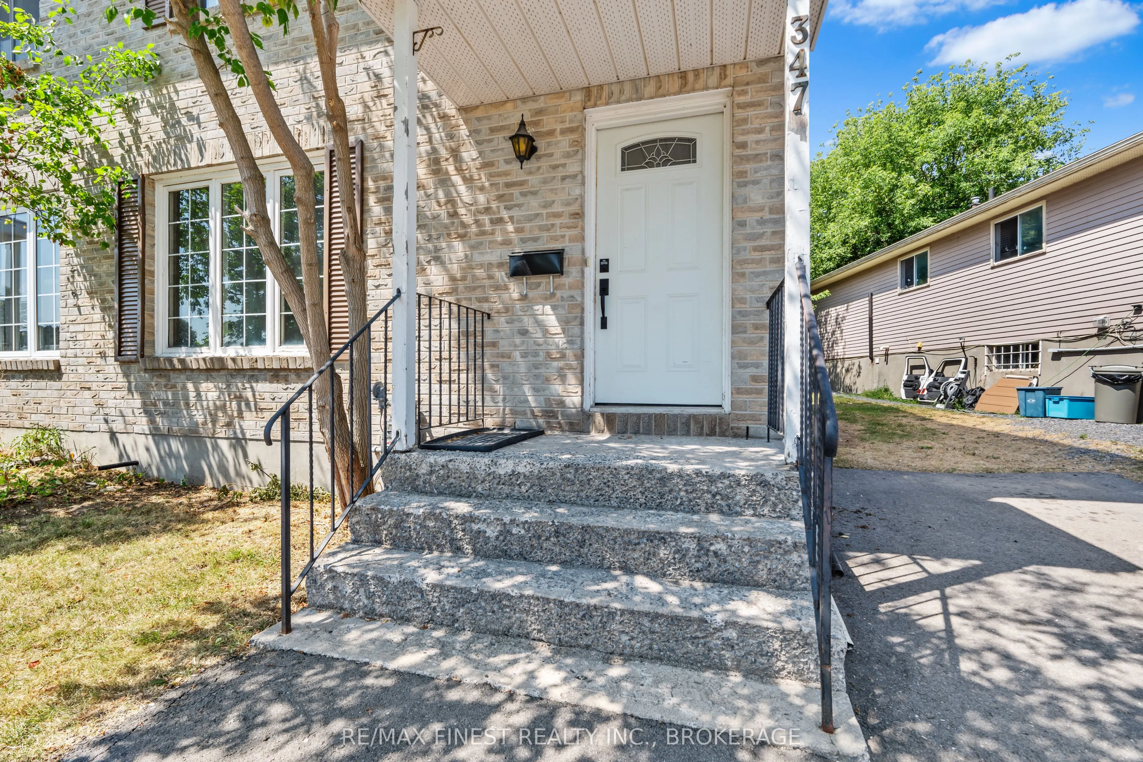347 Kingsdale Avenue