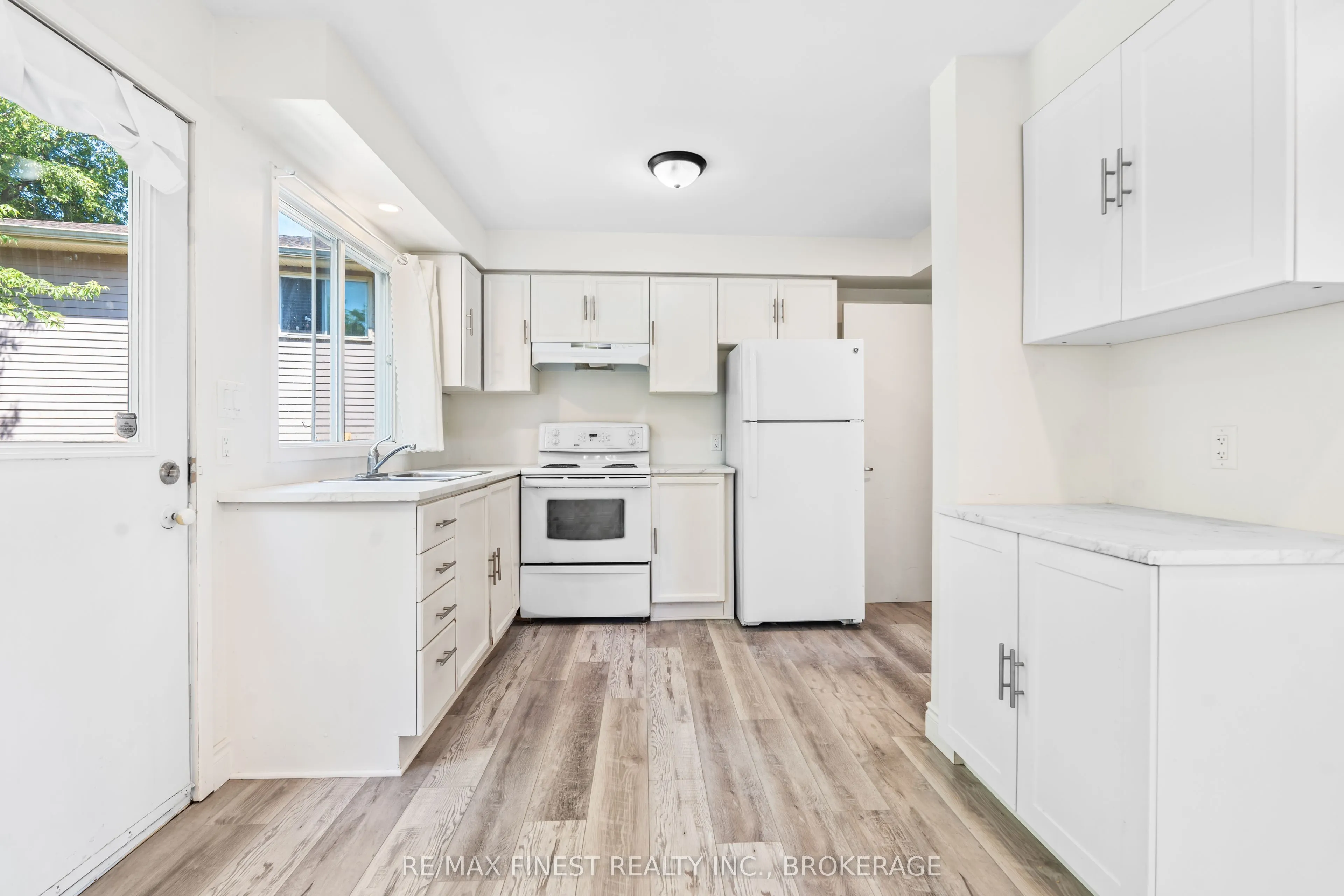 347 Kingsdale Avenue