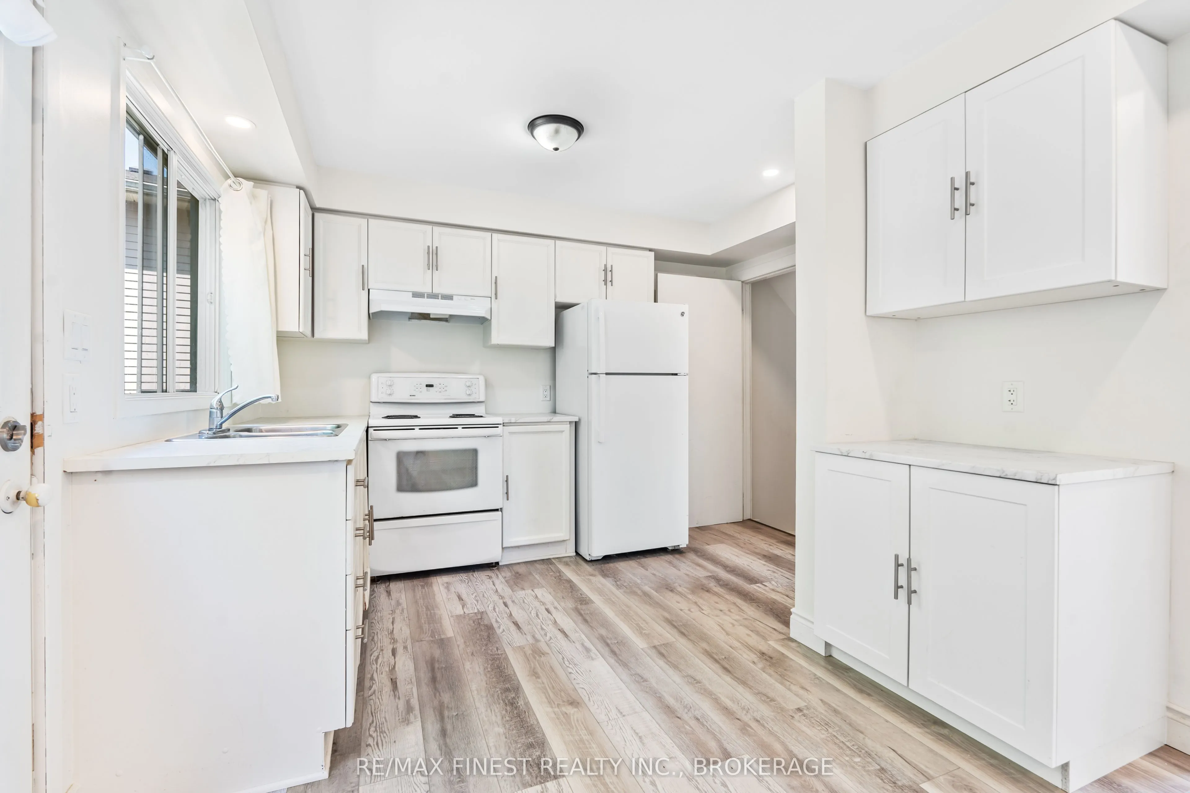 347 Kingsdale Avenue