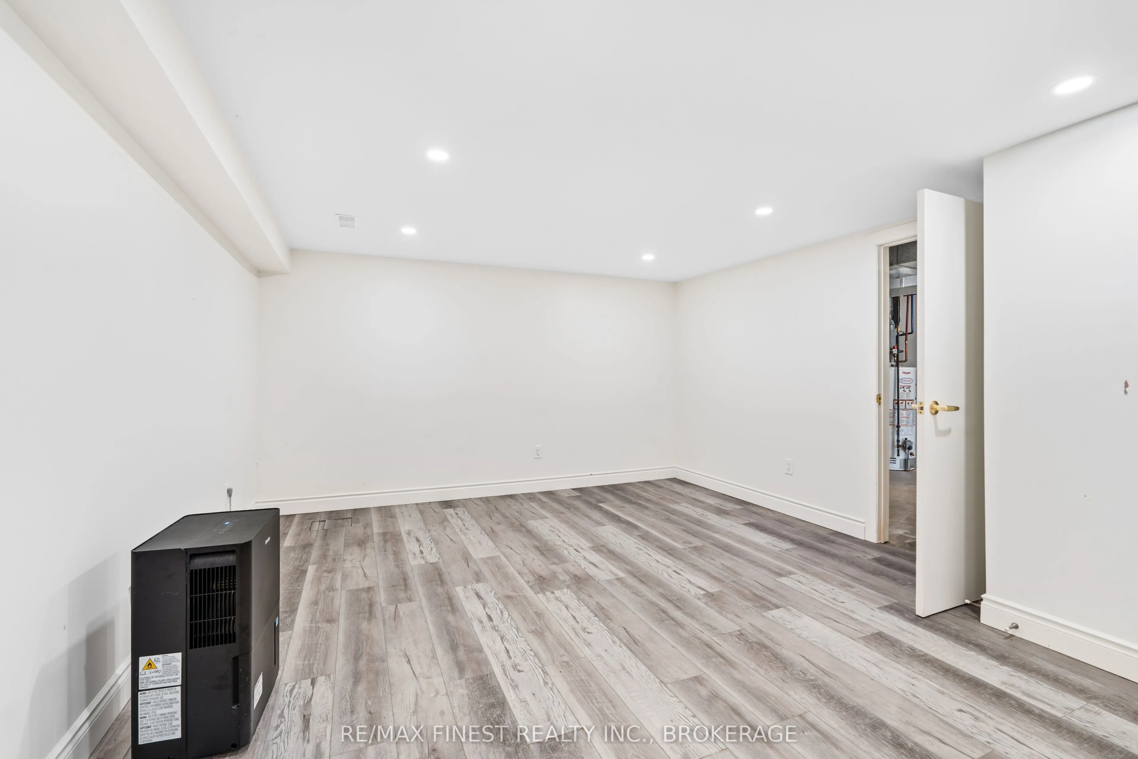 347 Kingsdale Avenue