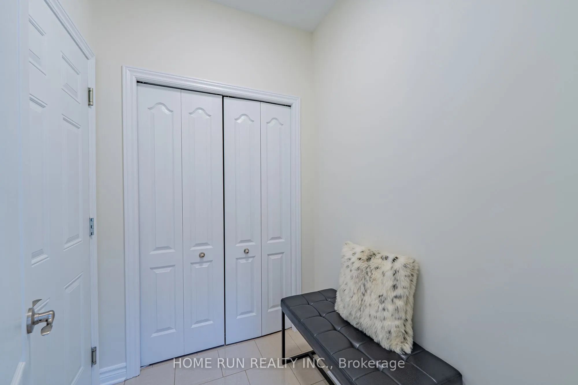 1576 Carronbridge Circle