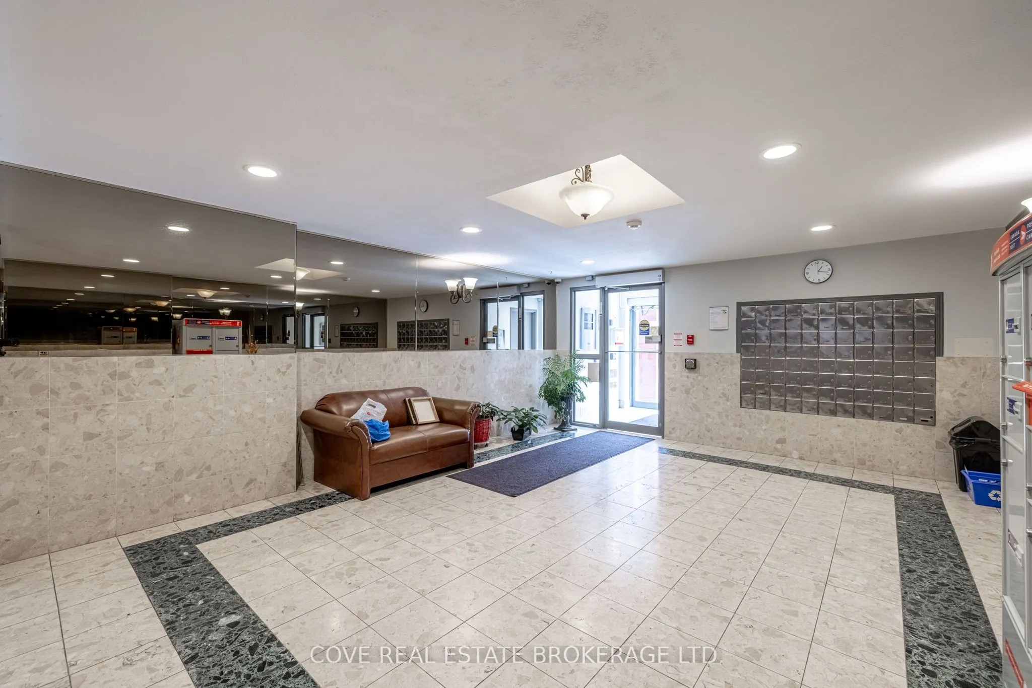 76 Base Line Road W, #1004