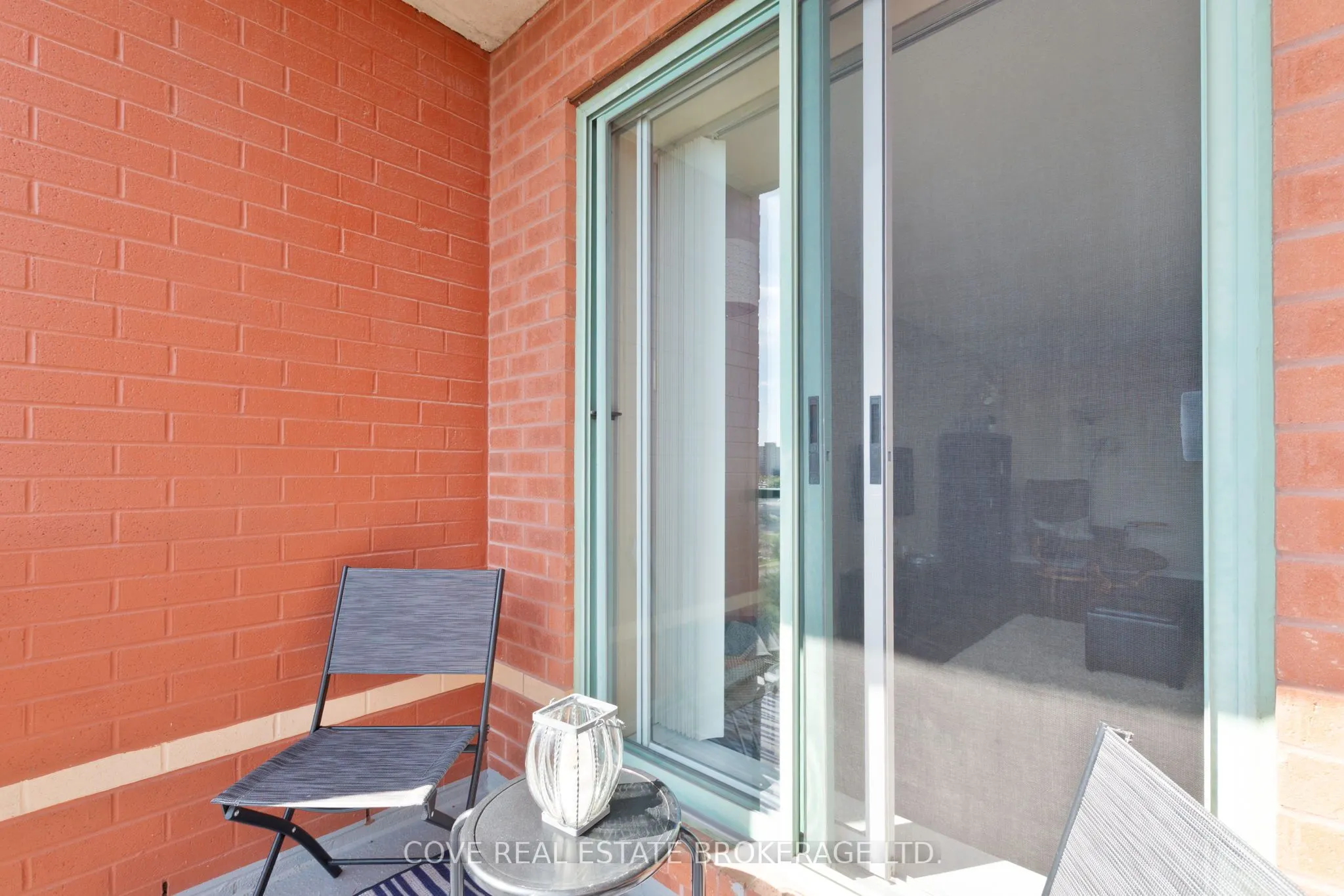 76 Base Line Road W, #1004