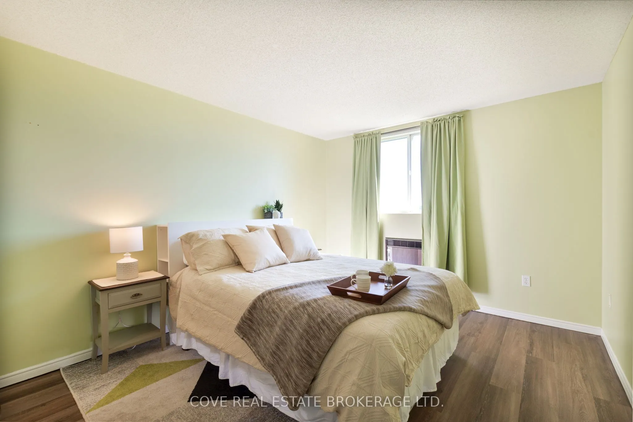 76 Base Line Road W, #1004