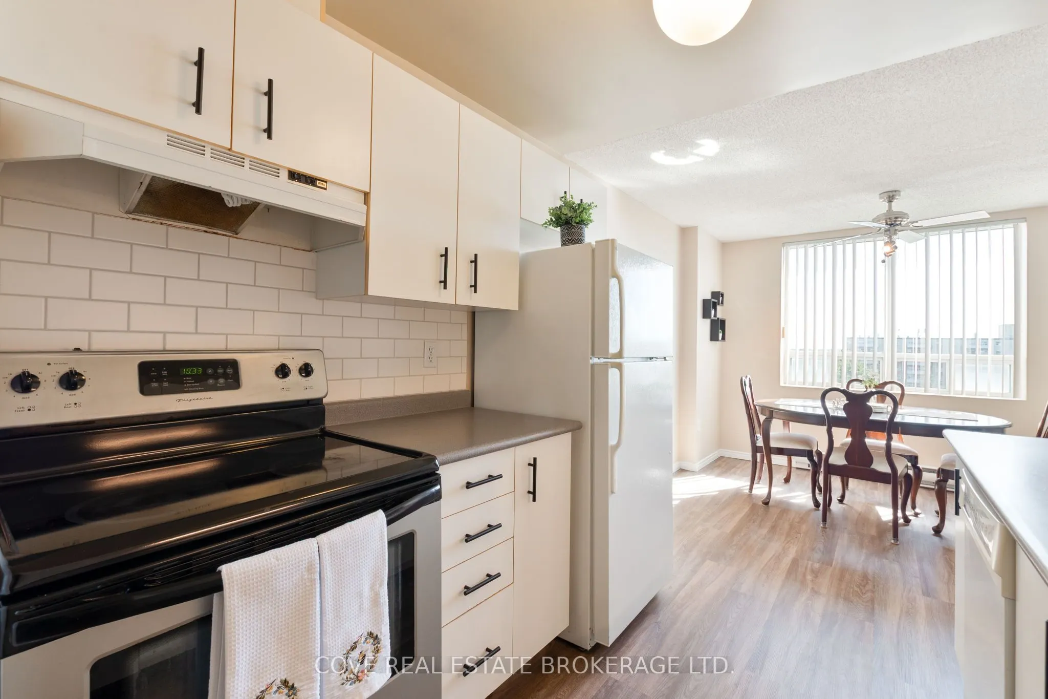 76 Base Line Road W, #1004