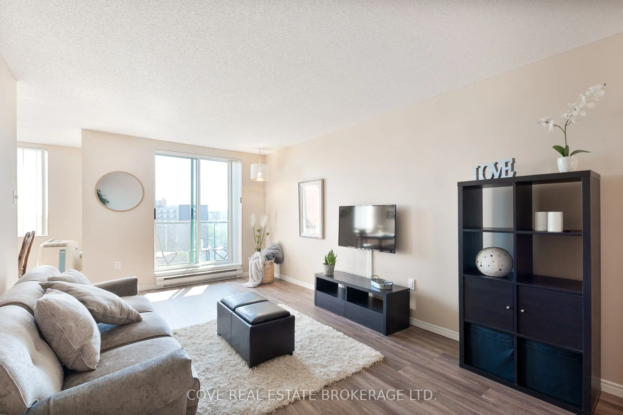 76 Base Line Road W, #1004