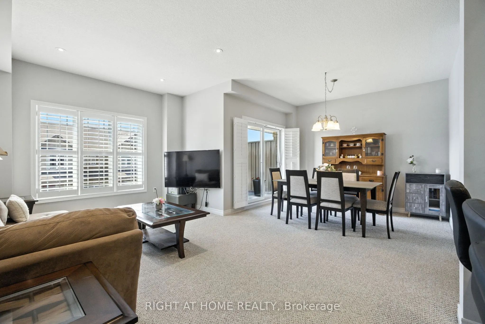 3 Bloom Crescent