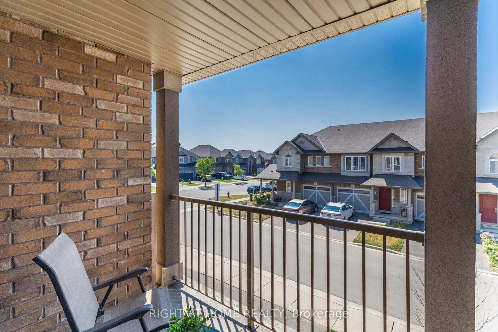 3 Bloom Crescent