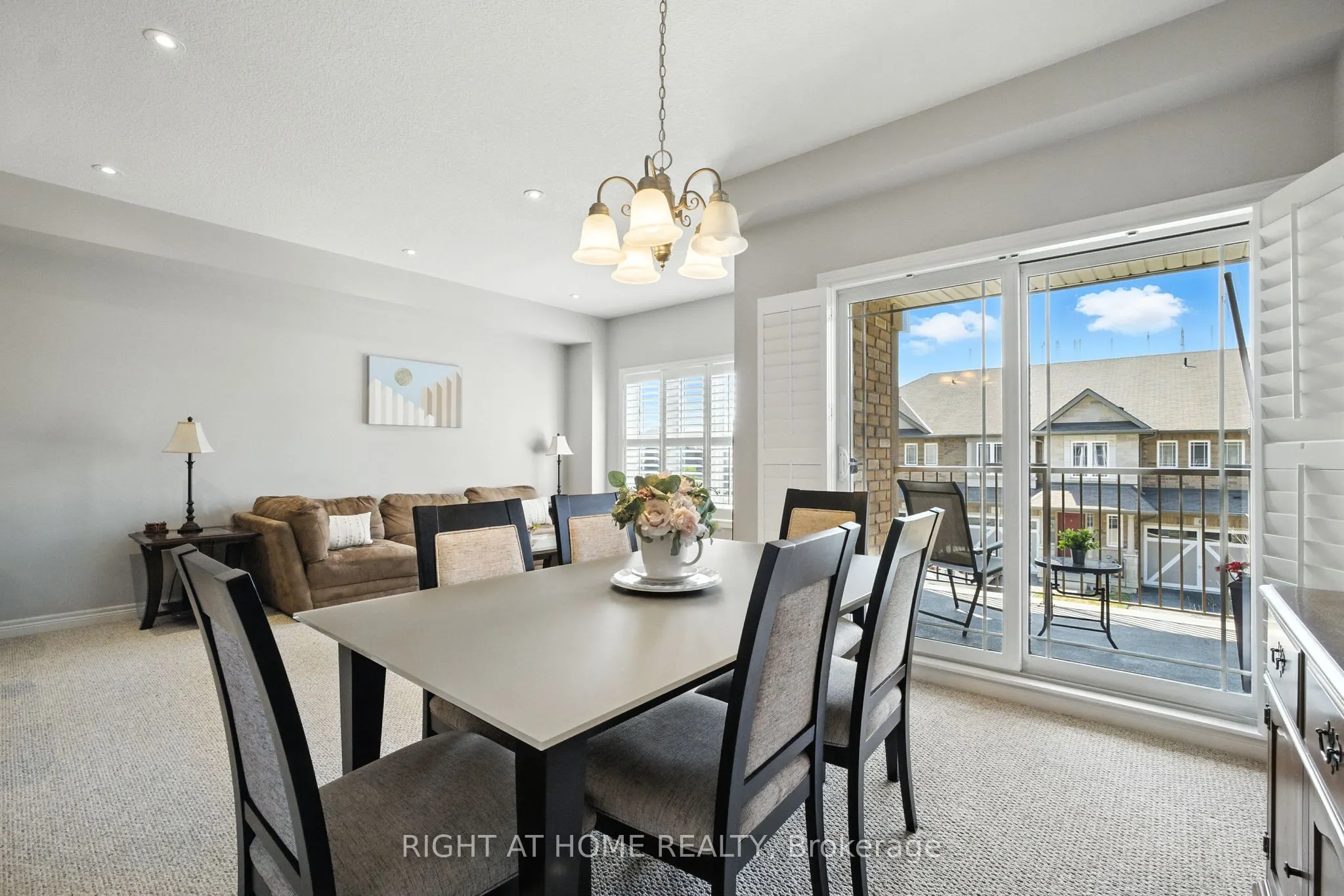 3 Bloom Crescent