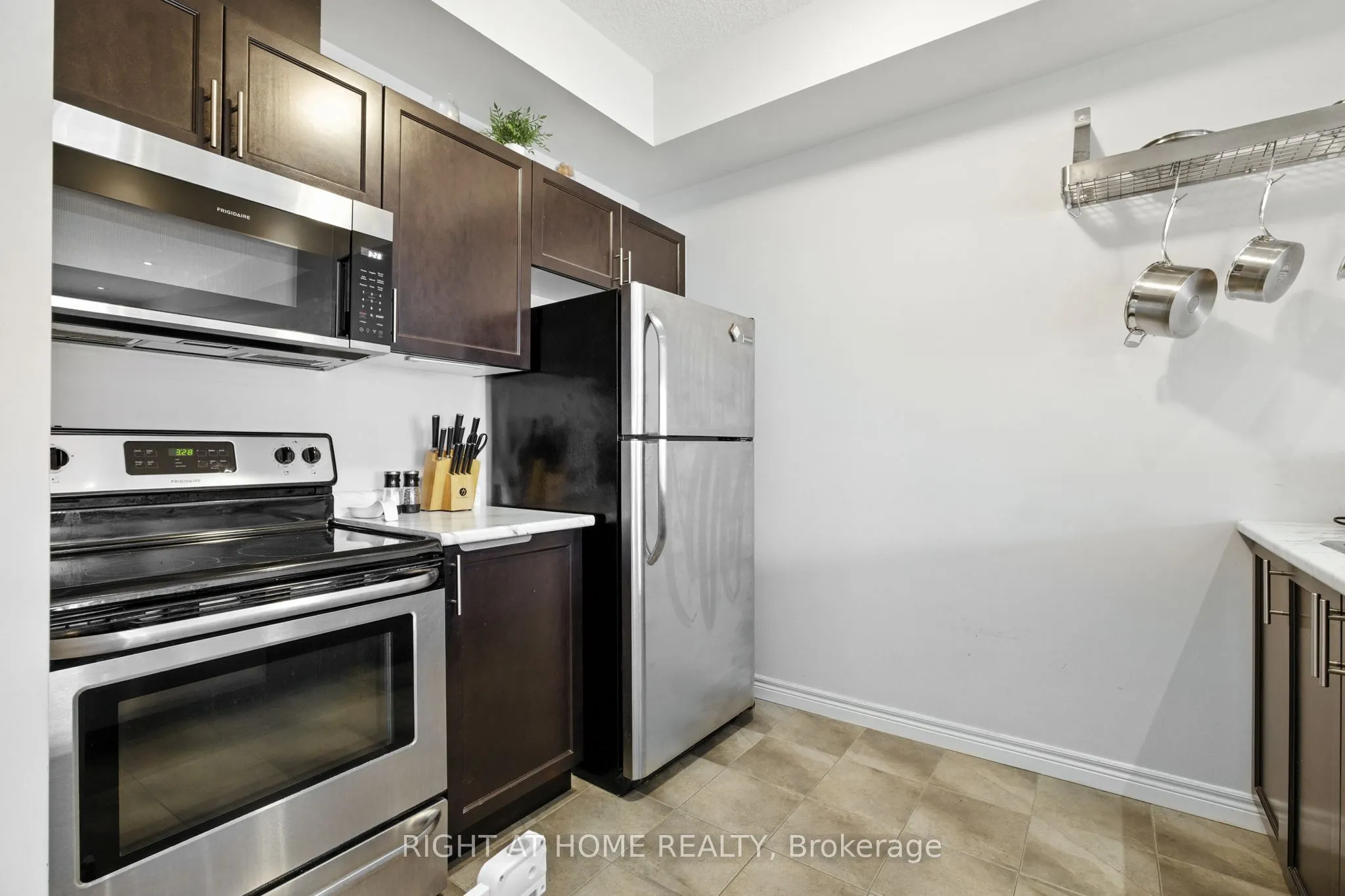 3 Bloom Crescent