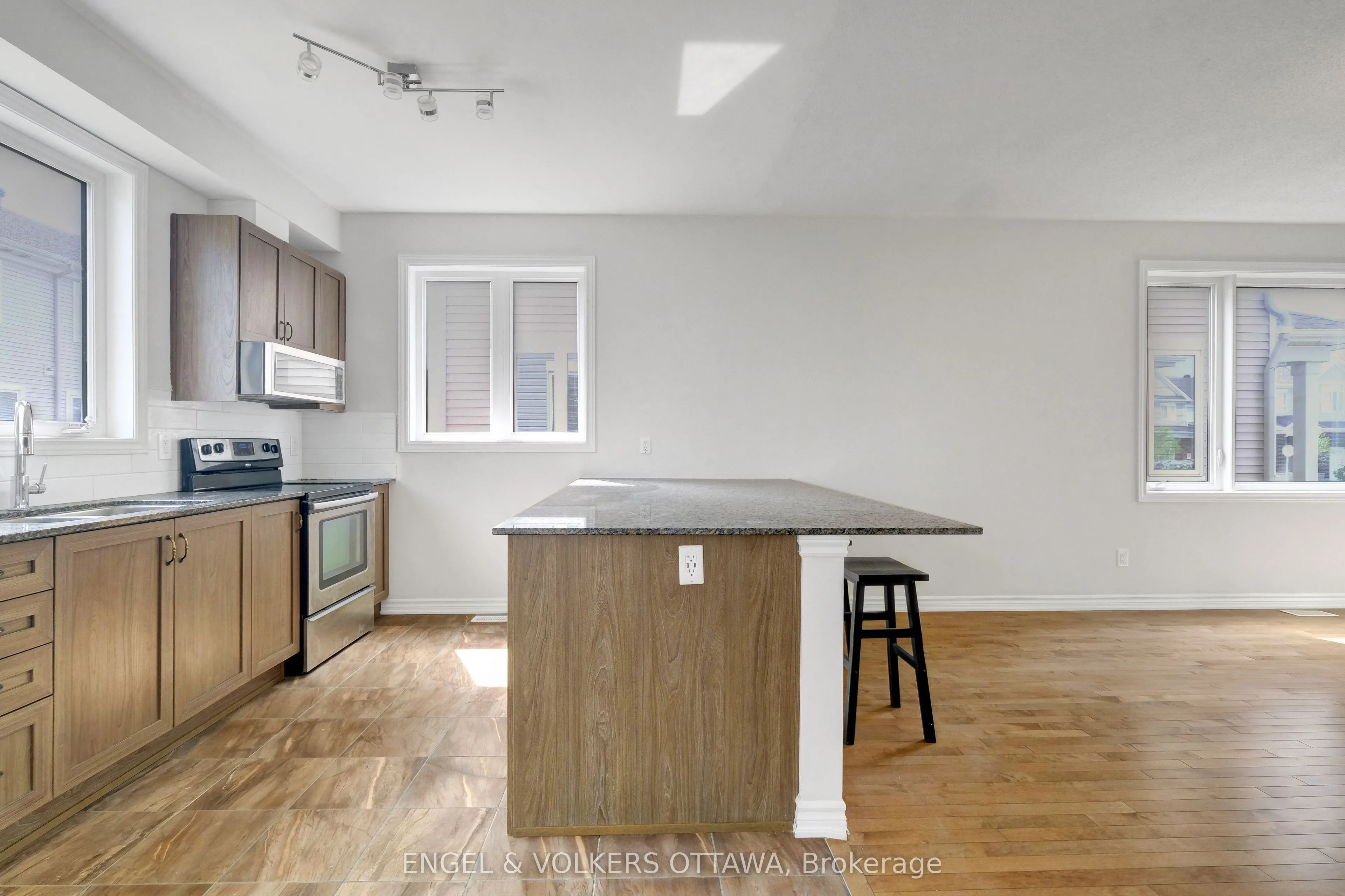 305 Lamarche Avenue