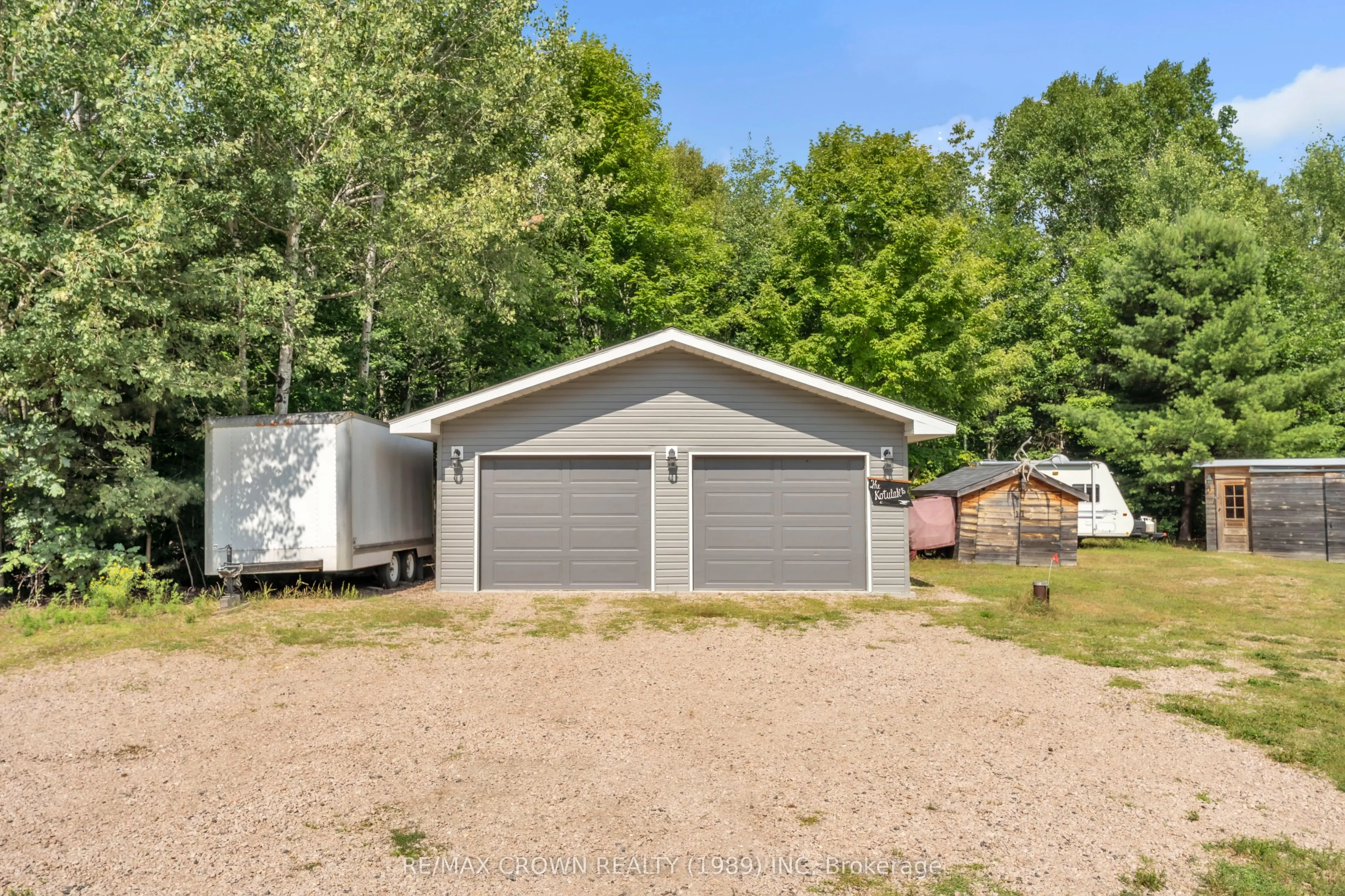 498 South River Road