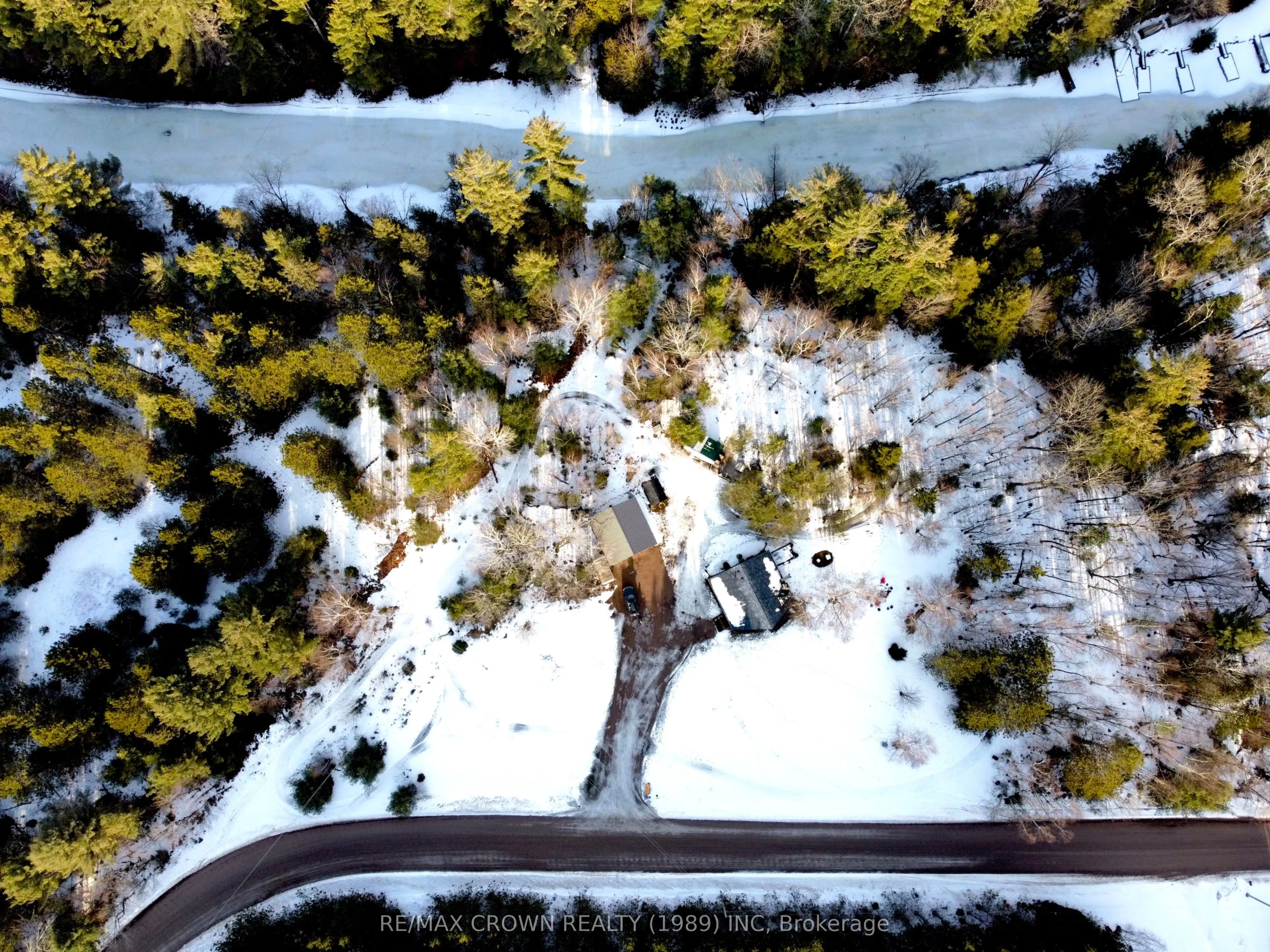 498 South River Road