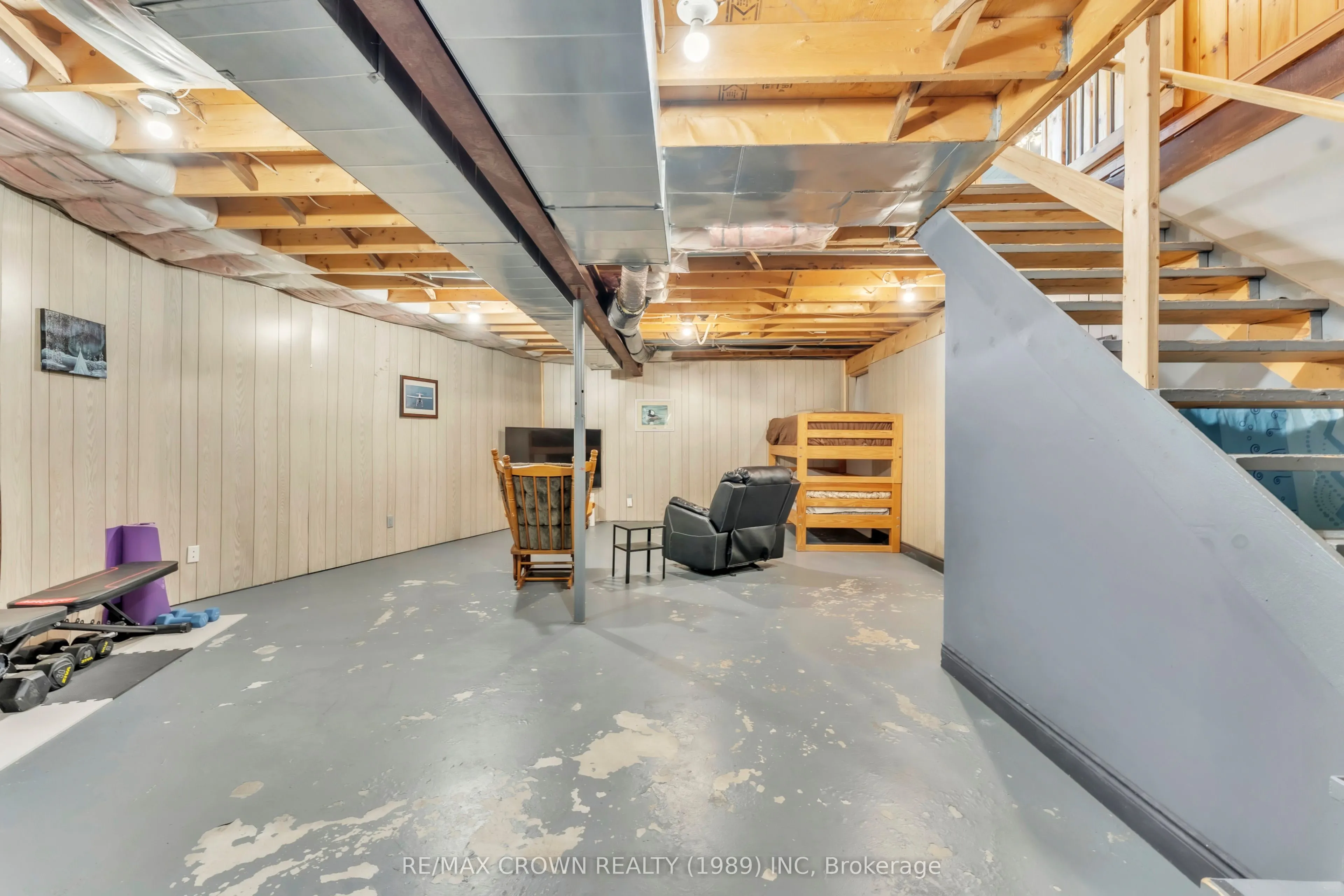 498 South River Road