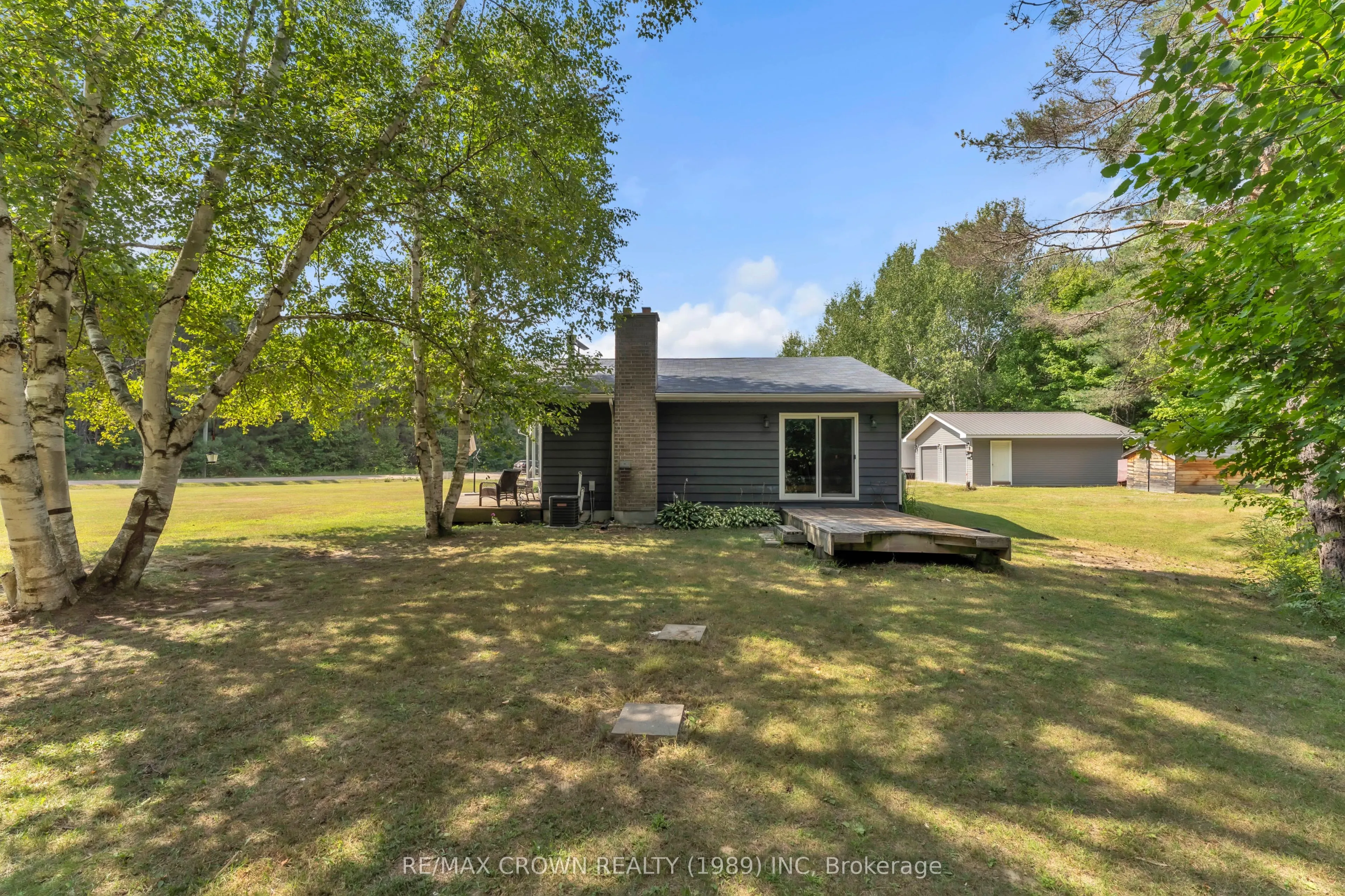 498 South River Road