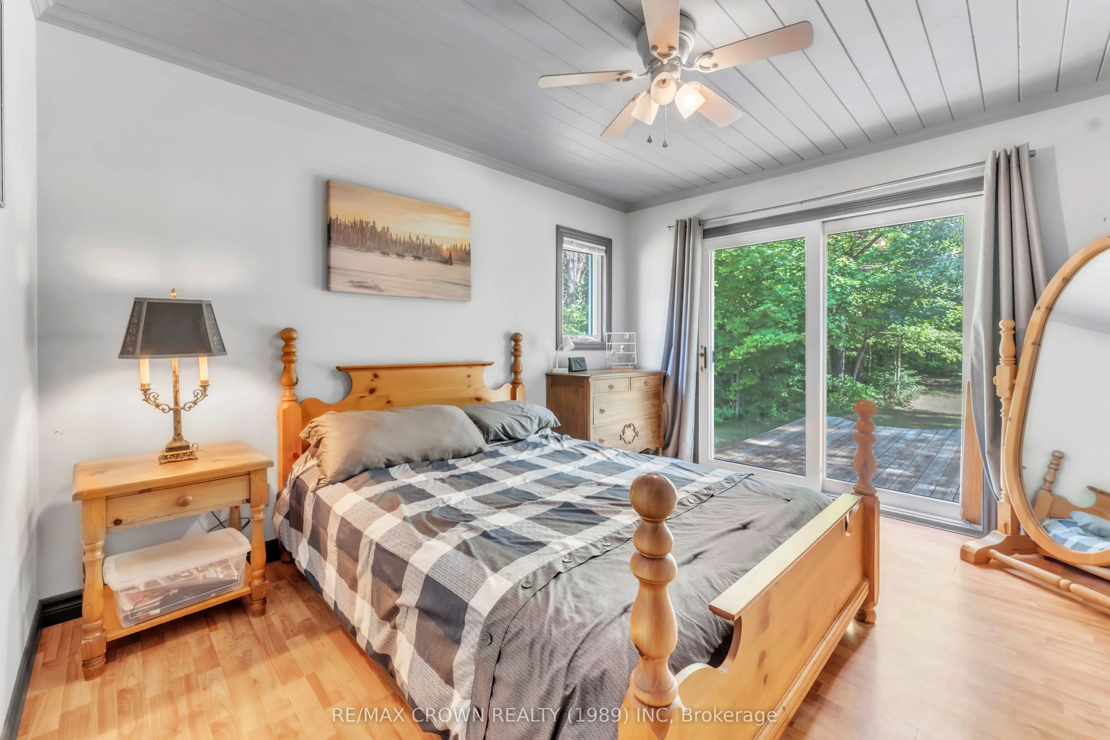 498 South River Road