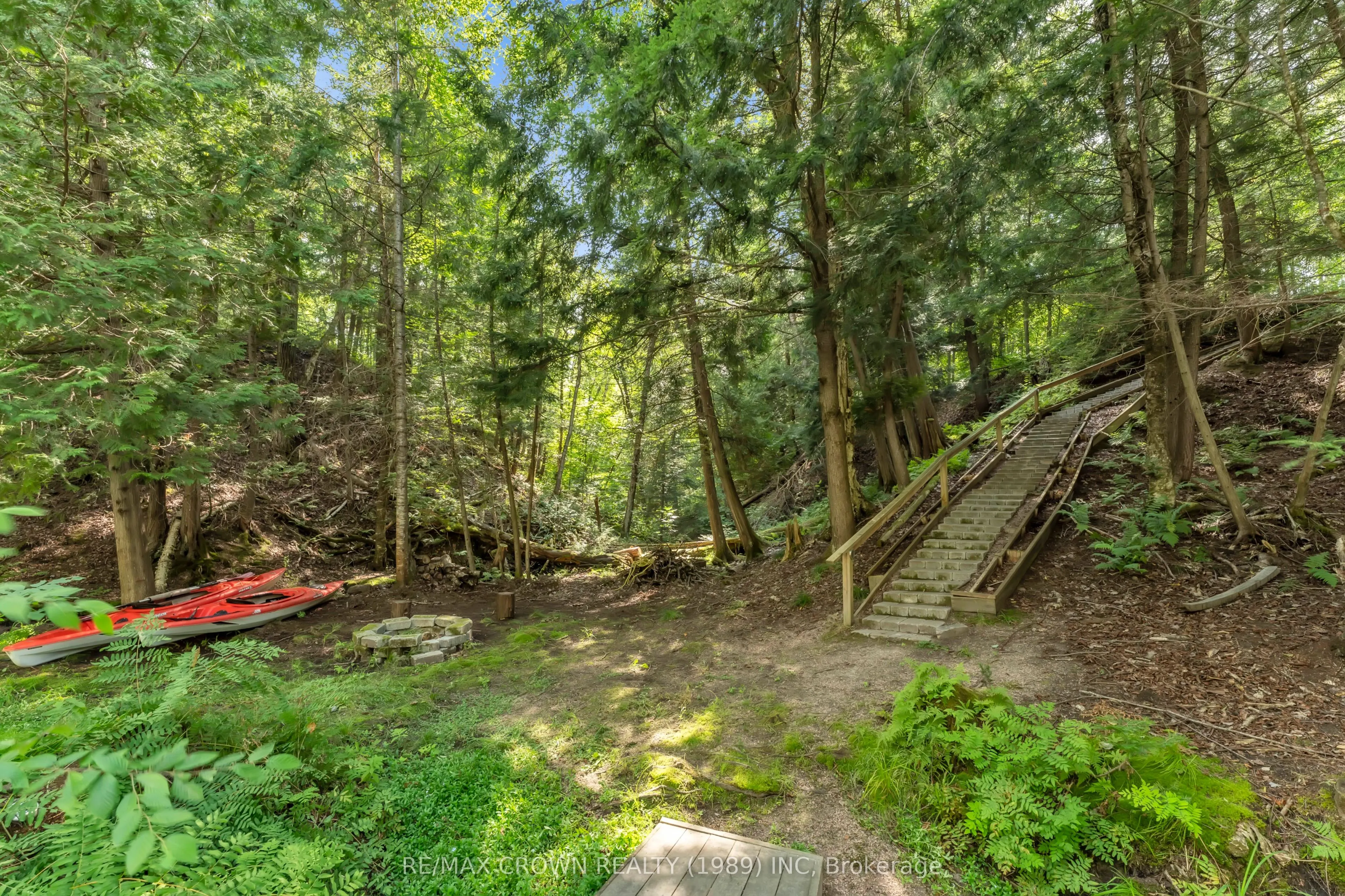 498 South River Road