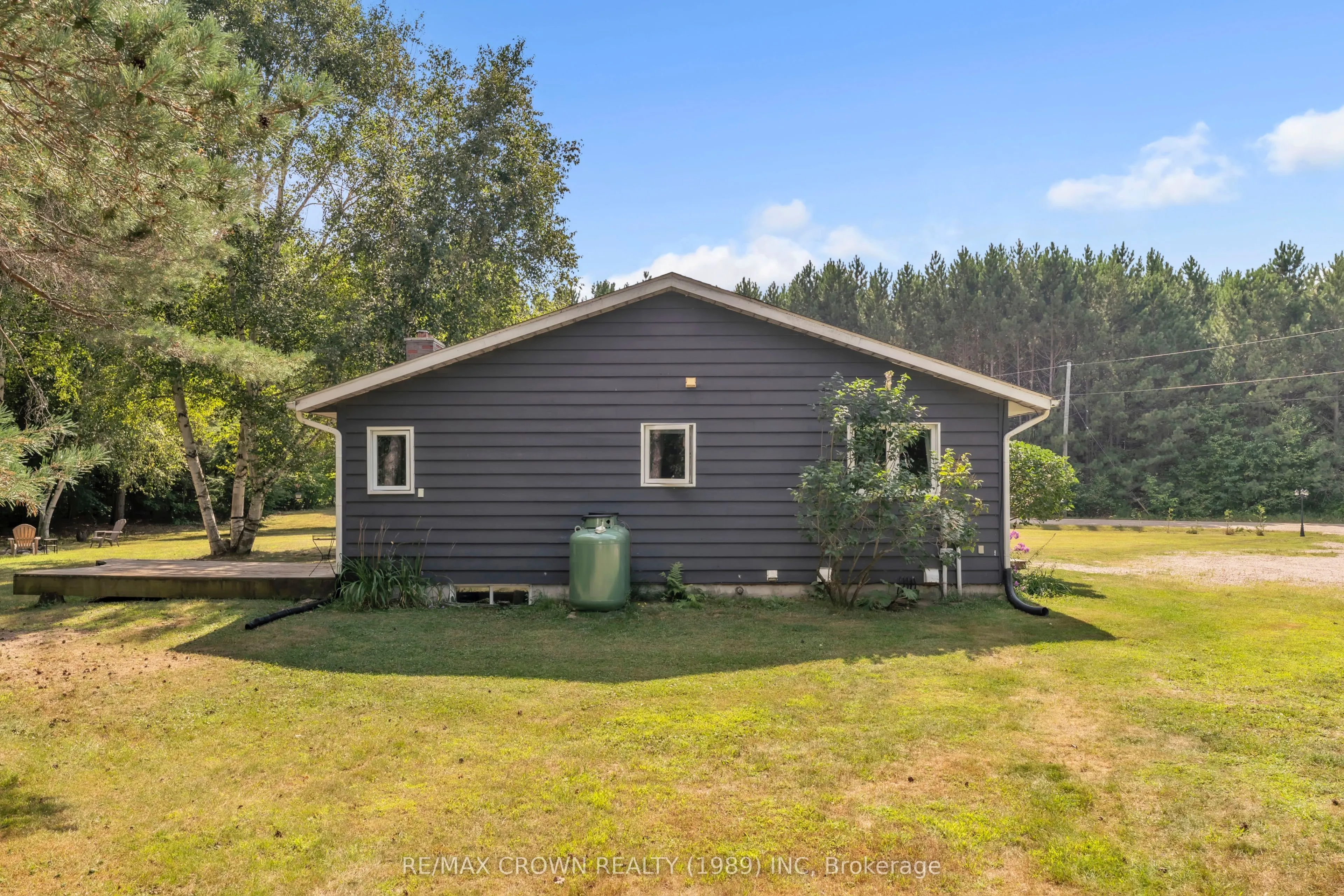 498 South River Road