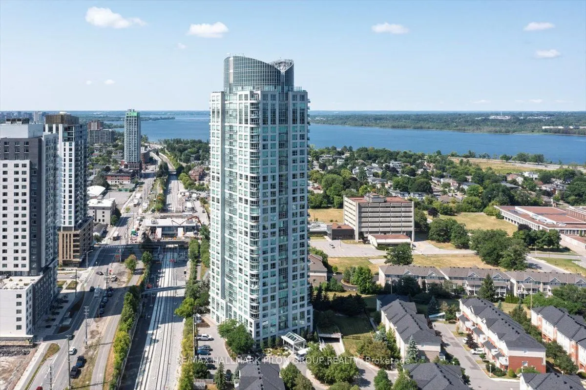 38 Metropole Private, #3203