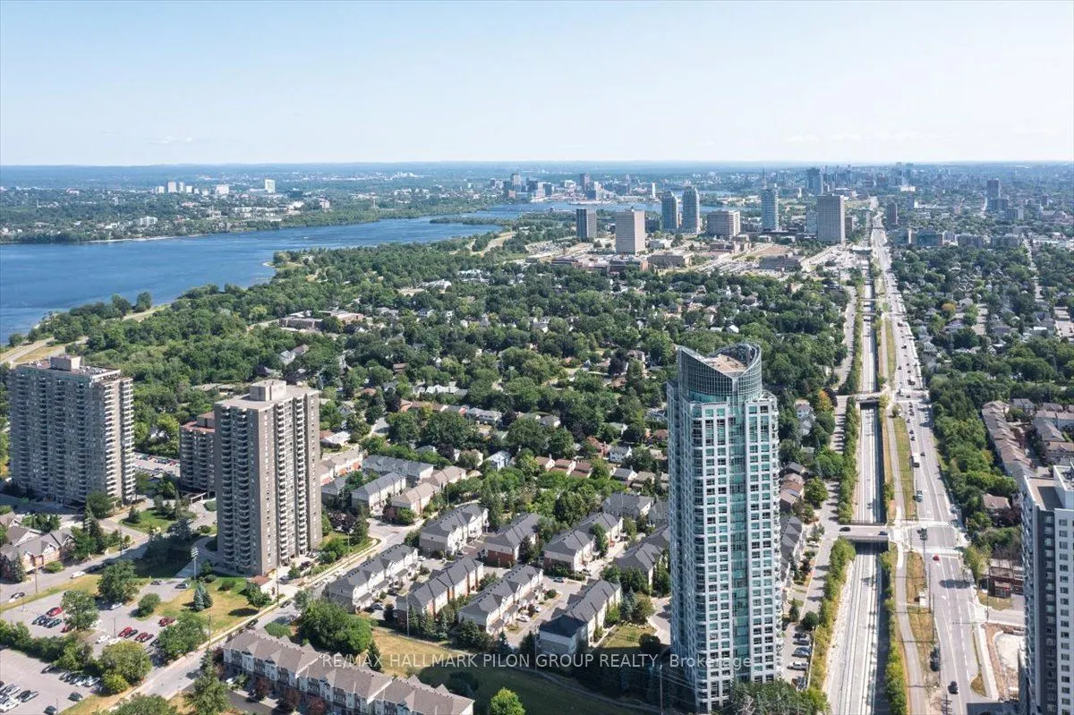 38 Metropole Private, #3203