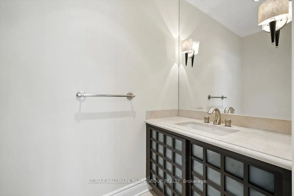 38 Metropole Private, #3203