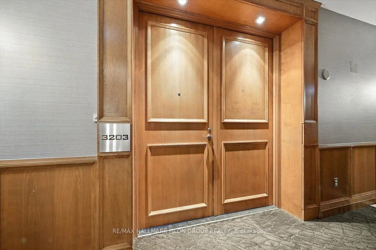 38 Metropole Private, #3203