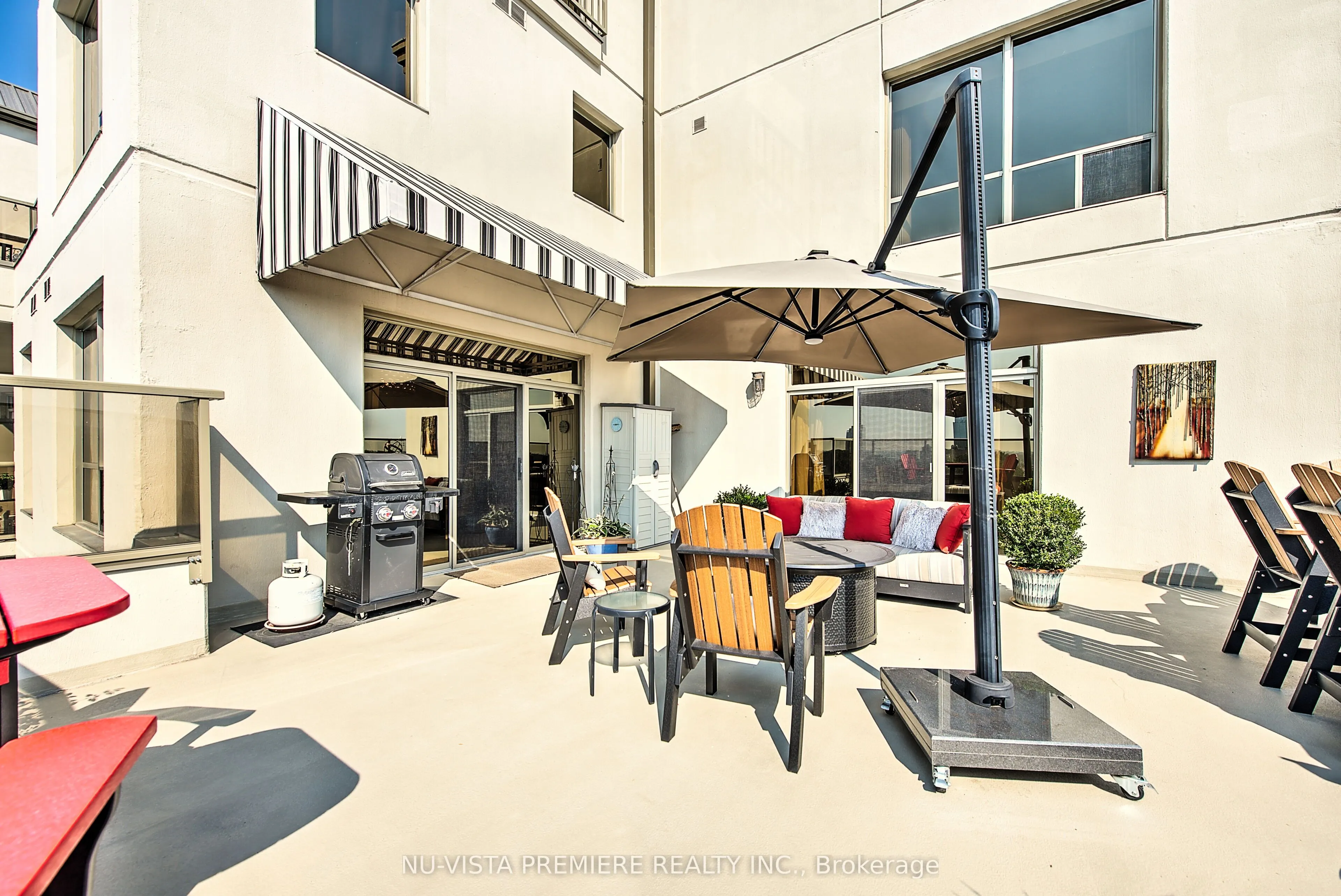 250 Pall Mall Street, #1203