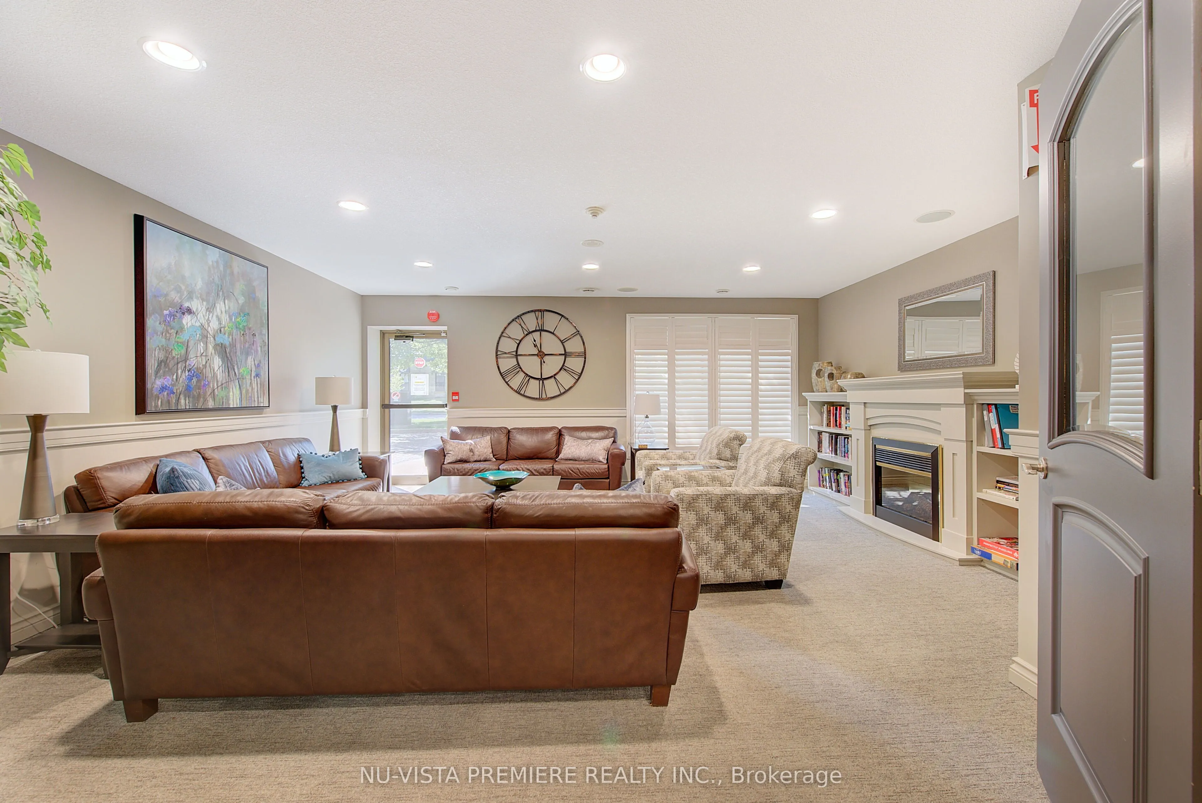 250 Pall Mall Street, #1203